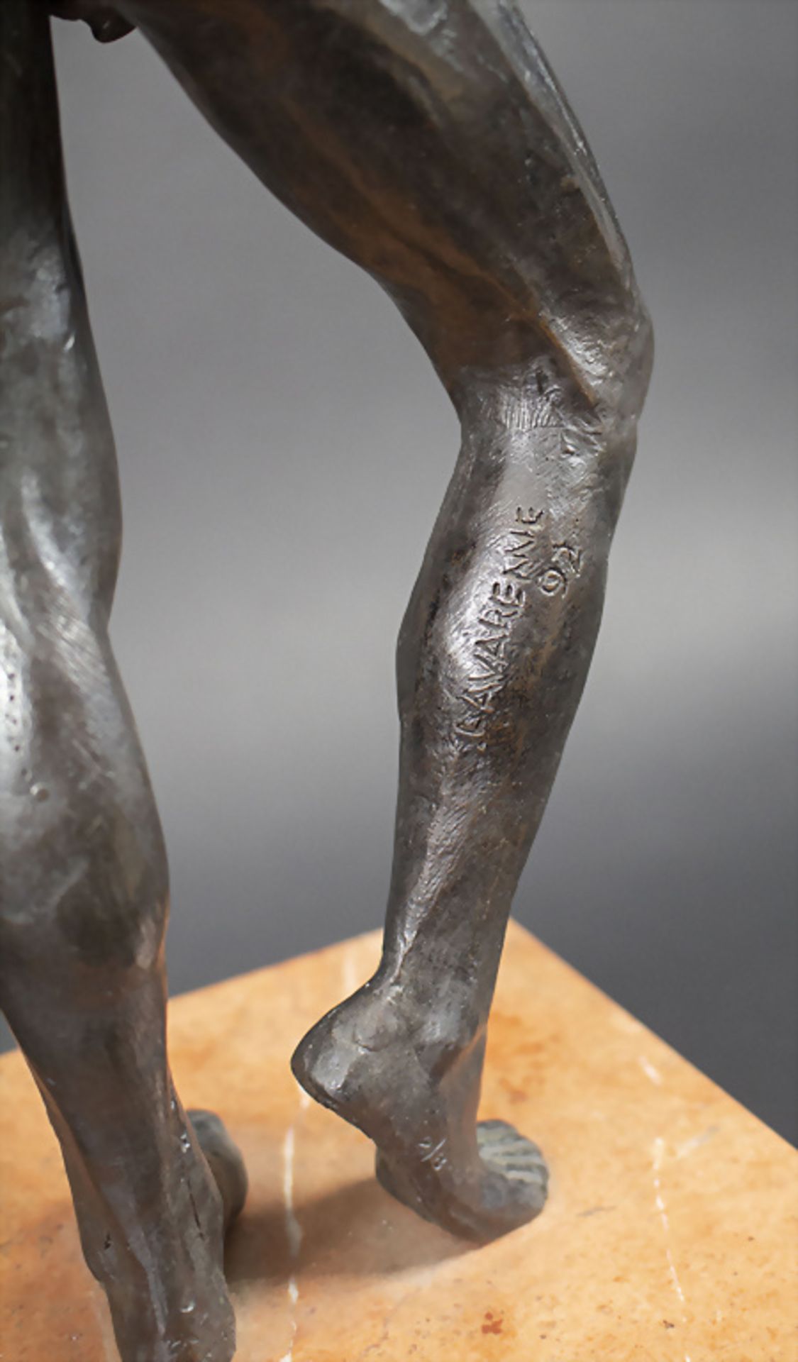 Nicolas Lavarenne (geb. 1953 in Chamalières), Bronzeskulptur 'Männlicher Akt' / A bronze ... - Image 5 of 8