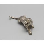 Miniatur Skulptur einer Löwin / Raubkatze / A miniature sculpture of a lioness / big cat, um 1920