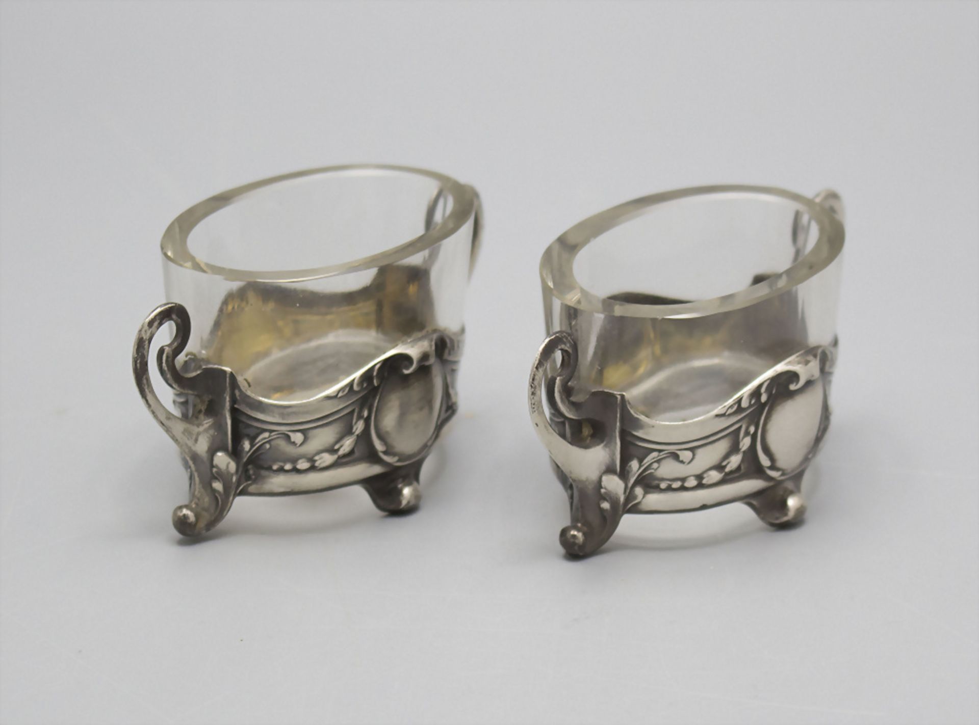 Paar Salieren / A pair of silver salt cellars, Gablonz, Böhmen, Anfang 20. Jh. - Bild 2 aus 4