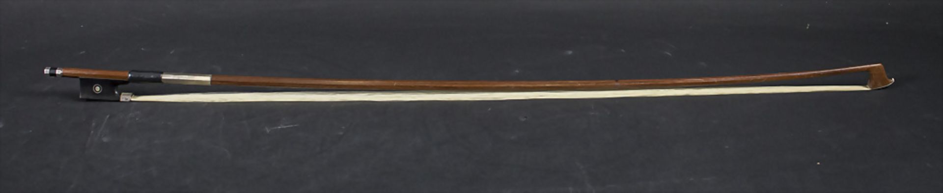 Violinbogen / A violin bow, Max Wunderlich