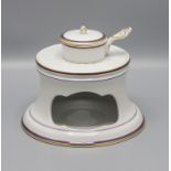 Porzellan Stövchen mit kleinem Topf / A porcelain tea warmer with a mall pan, Meissen, 20. Jh.