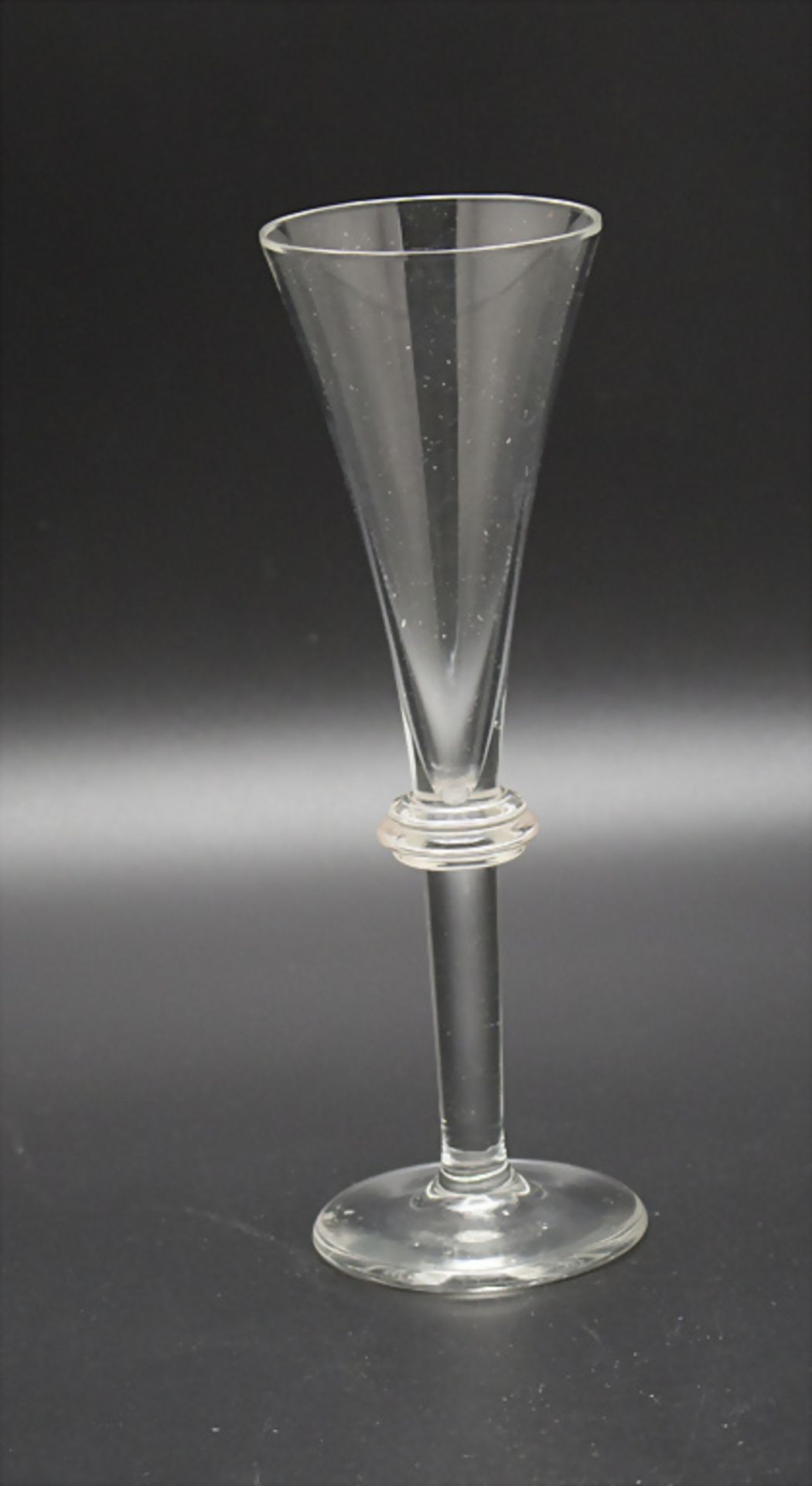 Sektflöte / A champagne flute, 19. Jh.