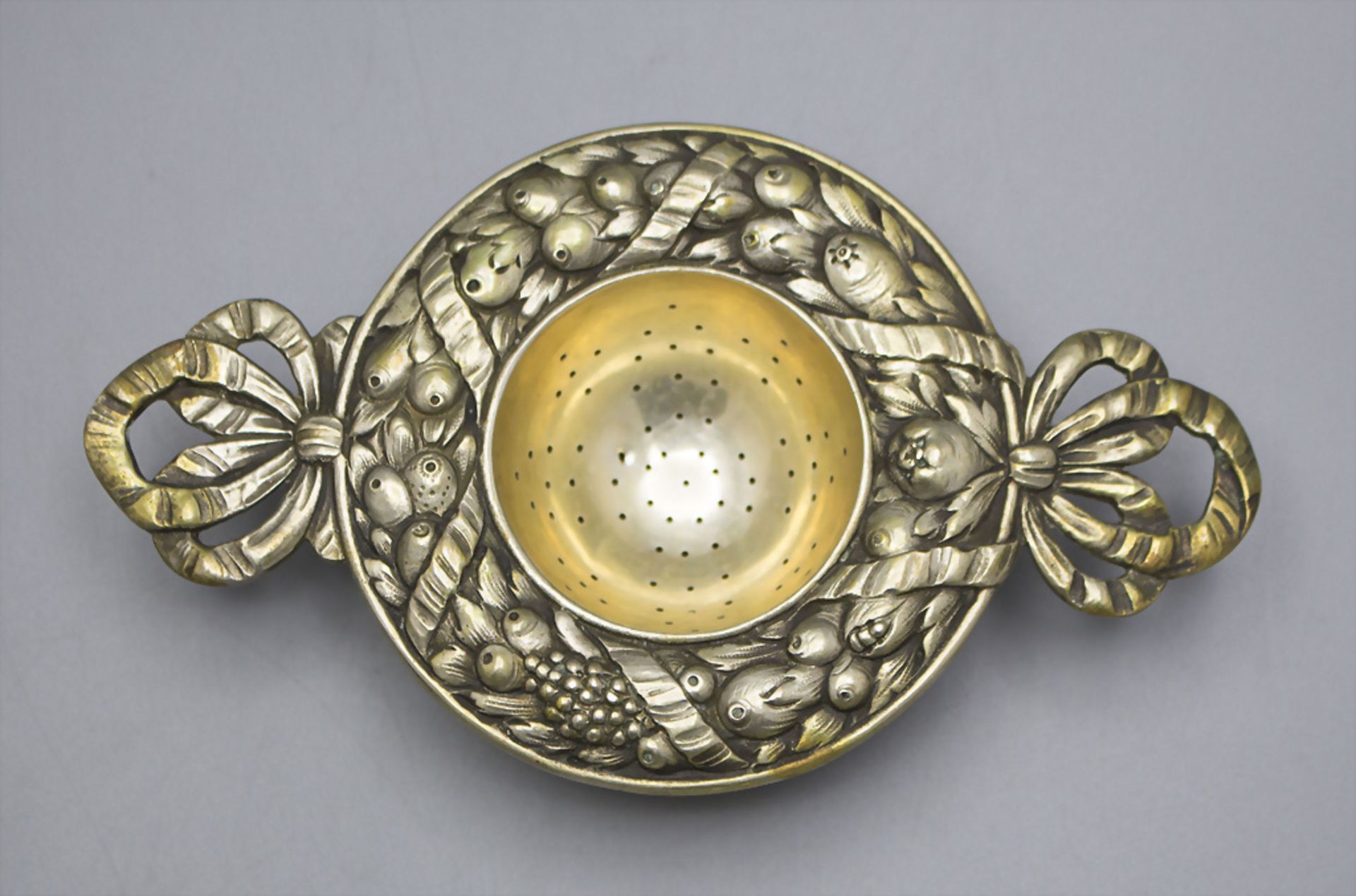 Teesieb / A silver tea strainer, deutsch, um 1900 - Image 2 of 6