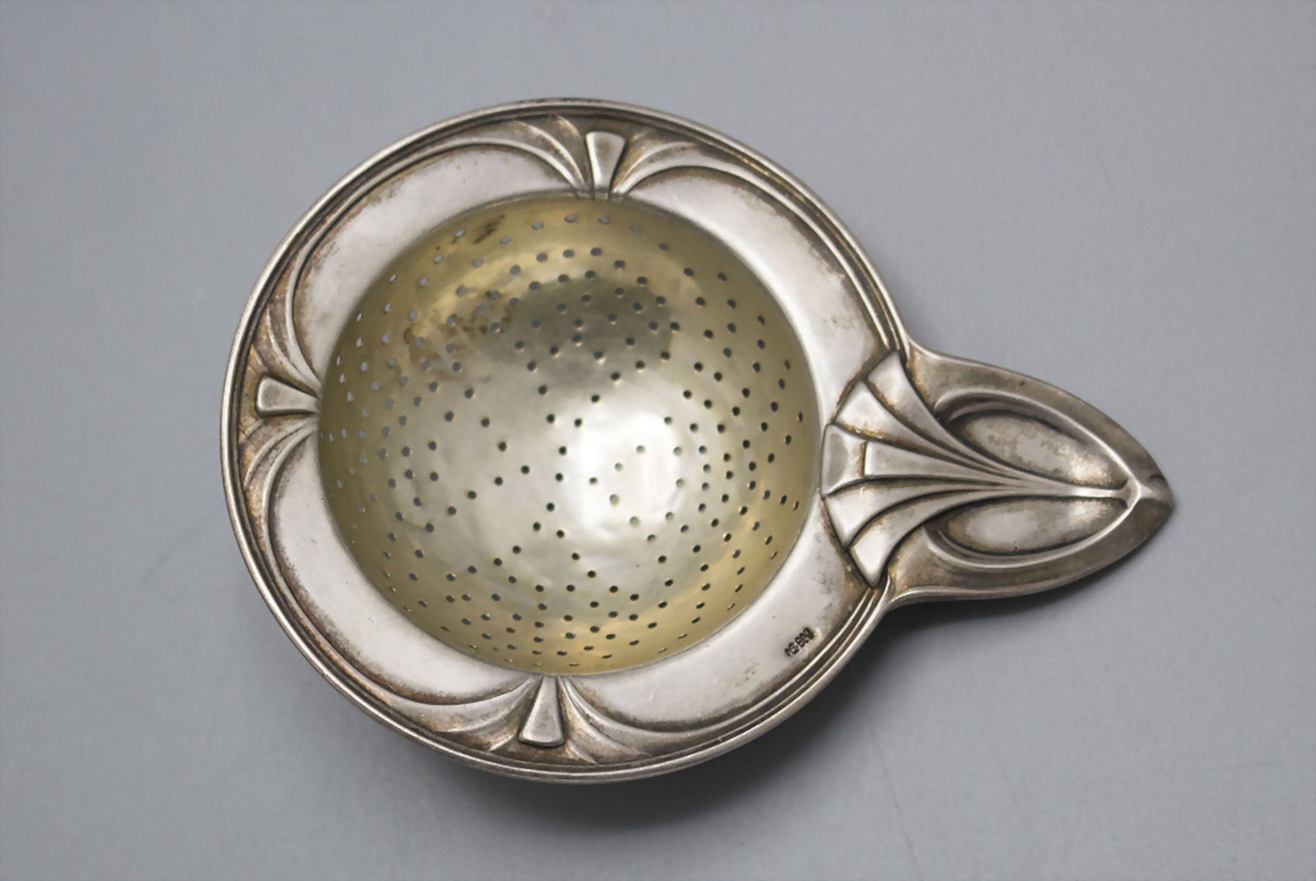 Jugendstil Teesieb / A silver Art Nouveau tea strainer, deutsch, um 1900