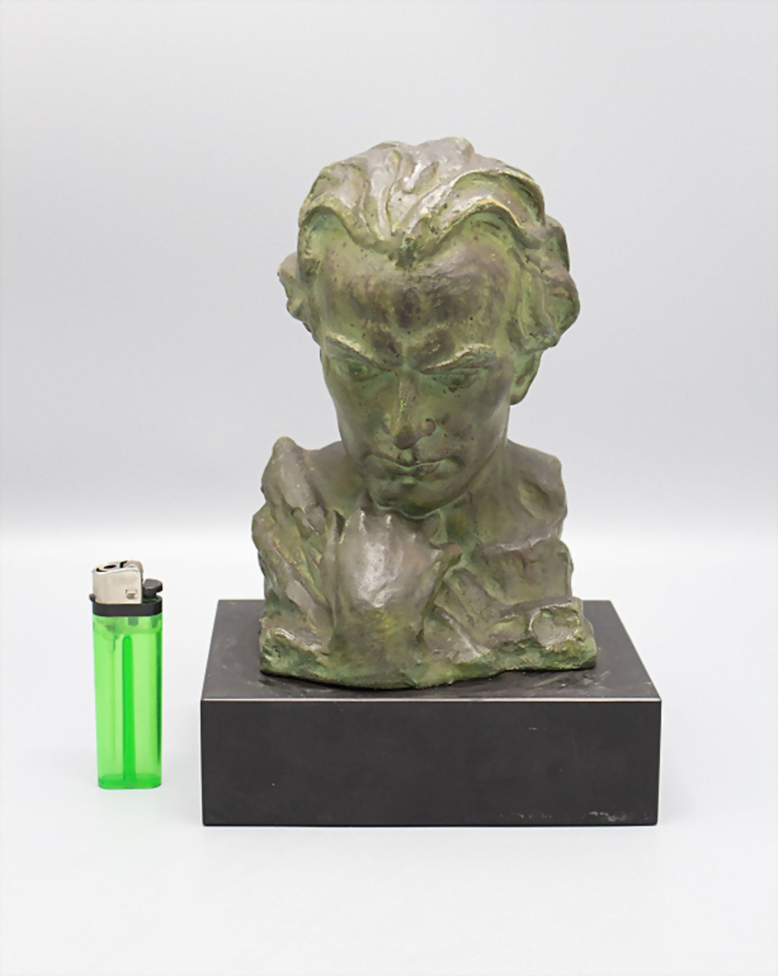 J. Becox wohl für Jean Marais (1913-1998), Bronze Skulptur 'Büste eines nachdenklichen Mannes' ...