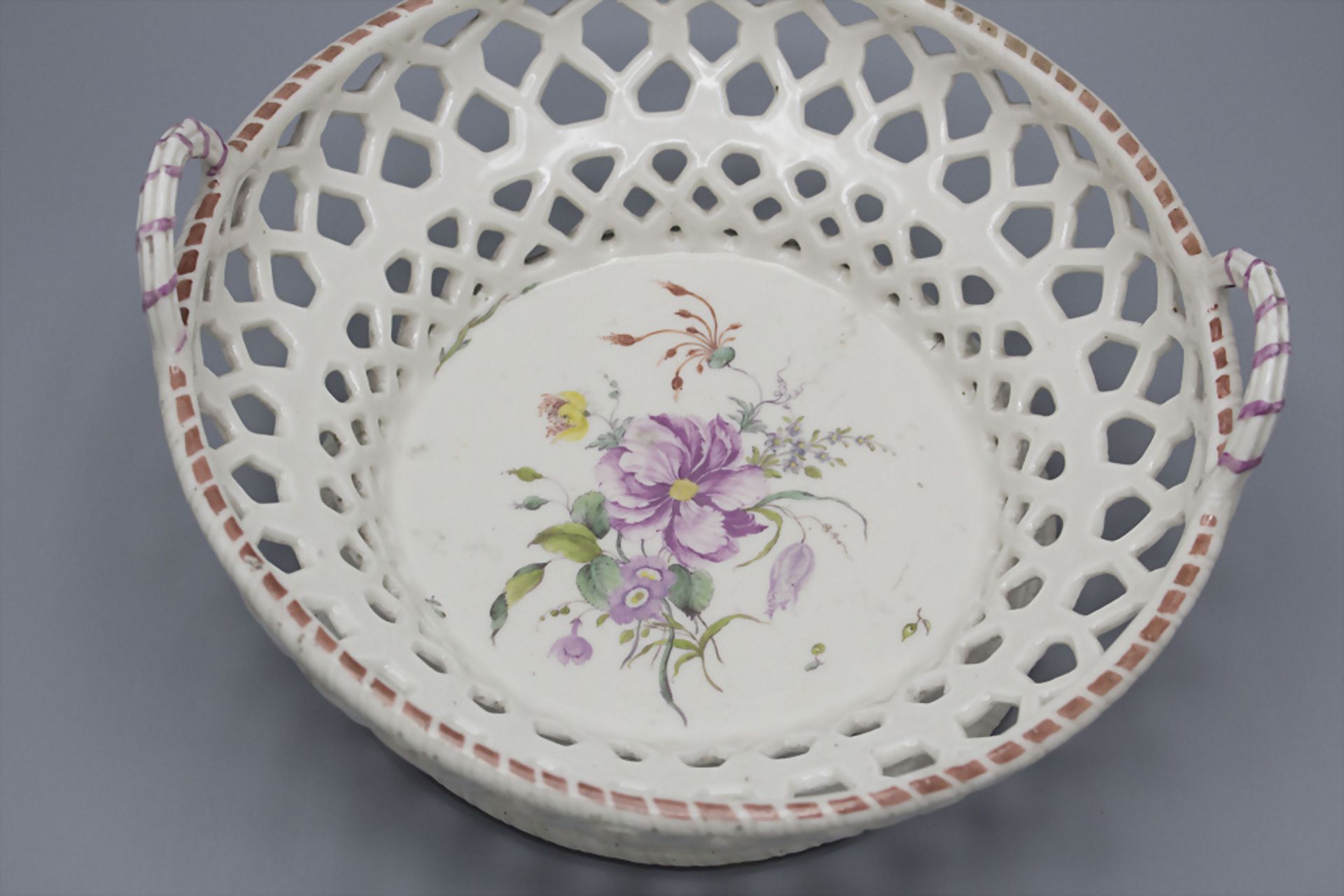 Porzellan Korbschale mit Blumenmalerei / A porcelain basket with flowers, Frankenthal, 1762-1770