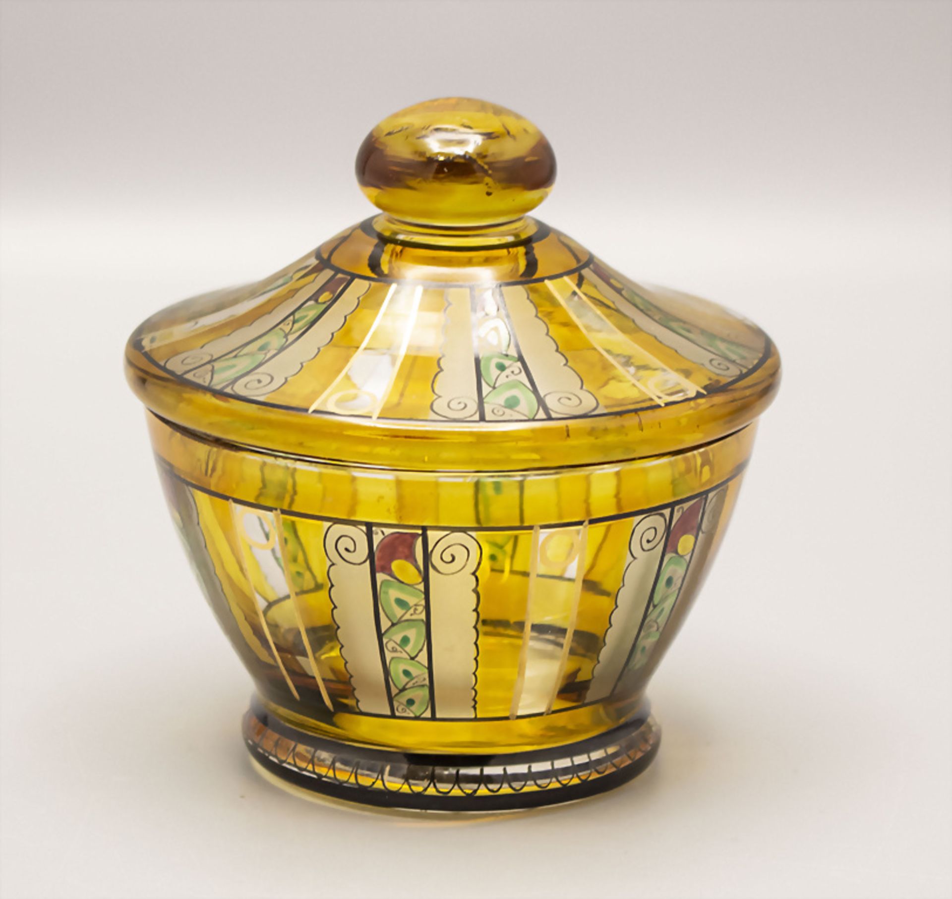 Deckeldose / A lidded glass box, Fachschule Haida, um 1915/20