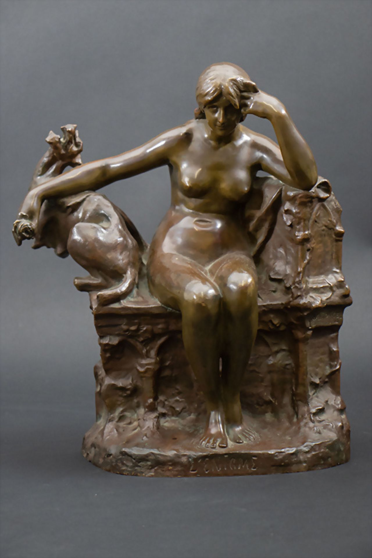 Alphonse Emmanuel DE MONCEL DE PERRIN (1866-1930), Jugendstil Bronzeplastik 'L' ENIGME' / An ...