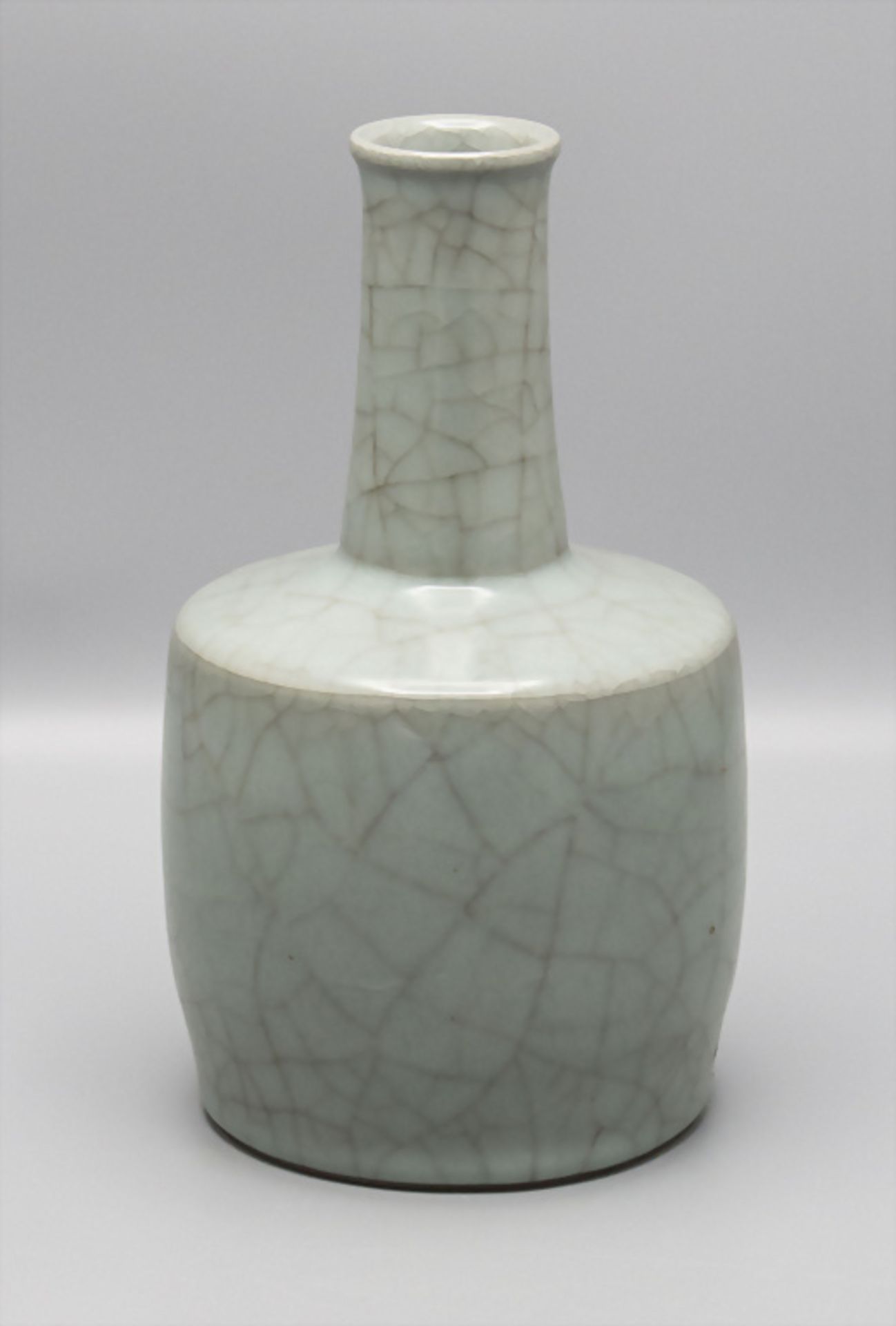 Seladonflasche / A celadon bottle, China, 18. Jh.