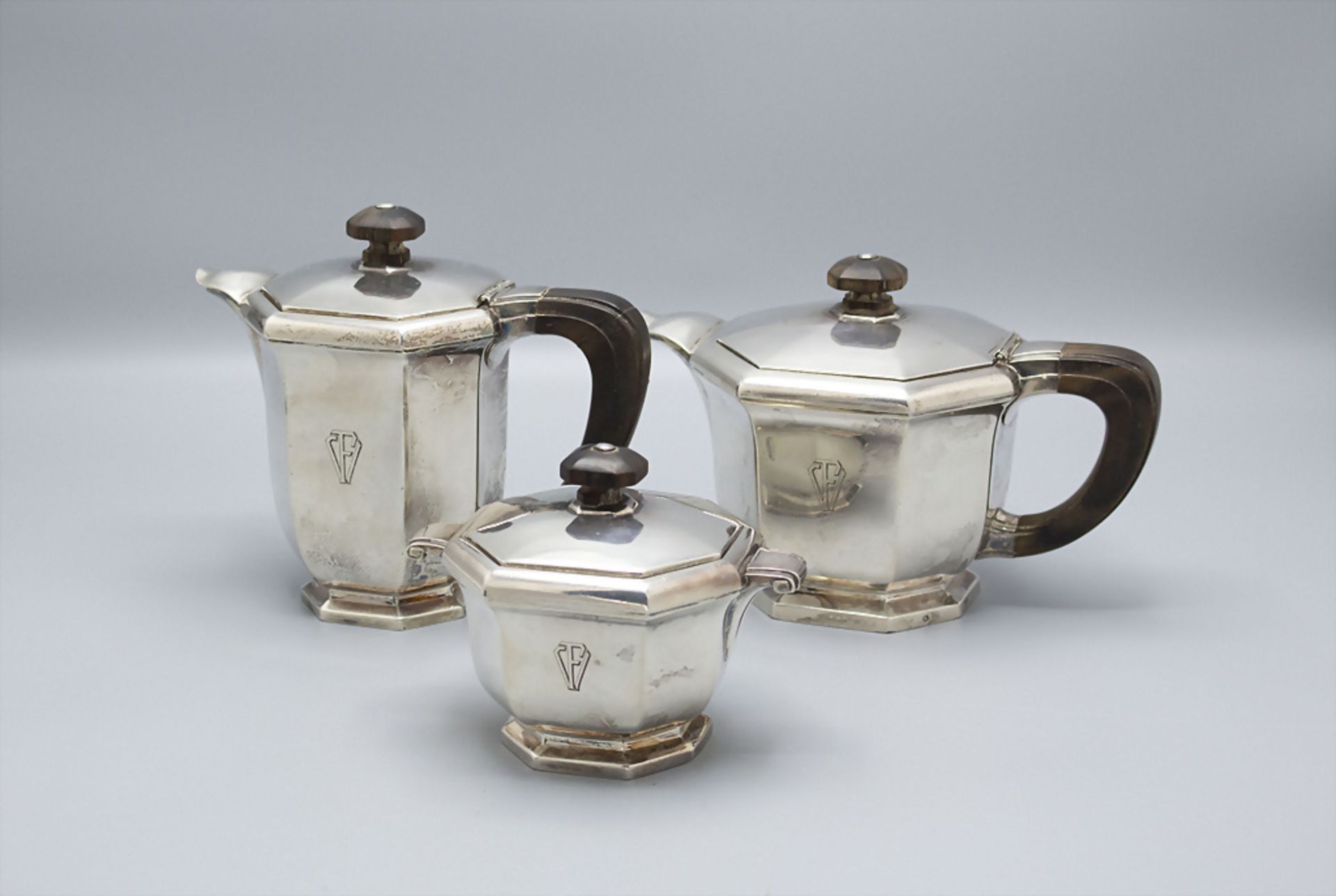 Art Déco Kaffee- und Teekern / An Art Déco silver coffee and tea set, C. Keller, Paris, um 1925