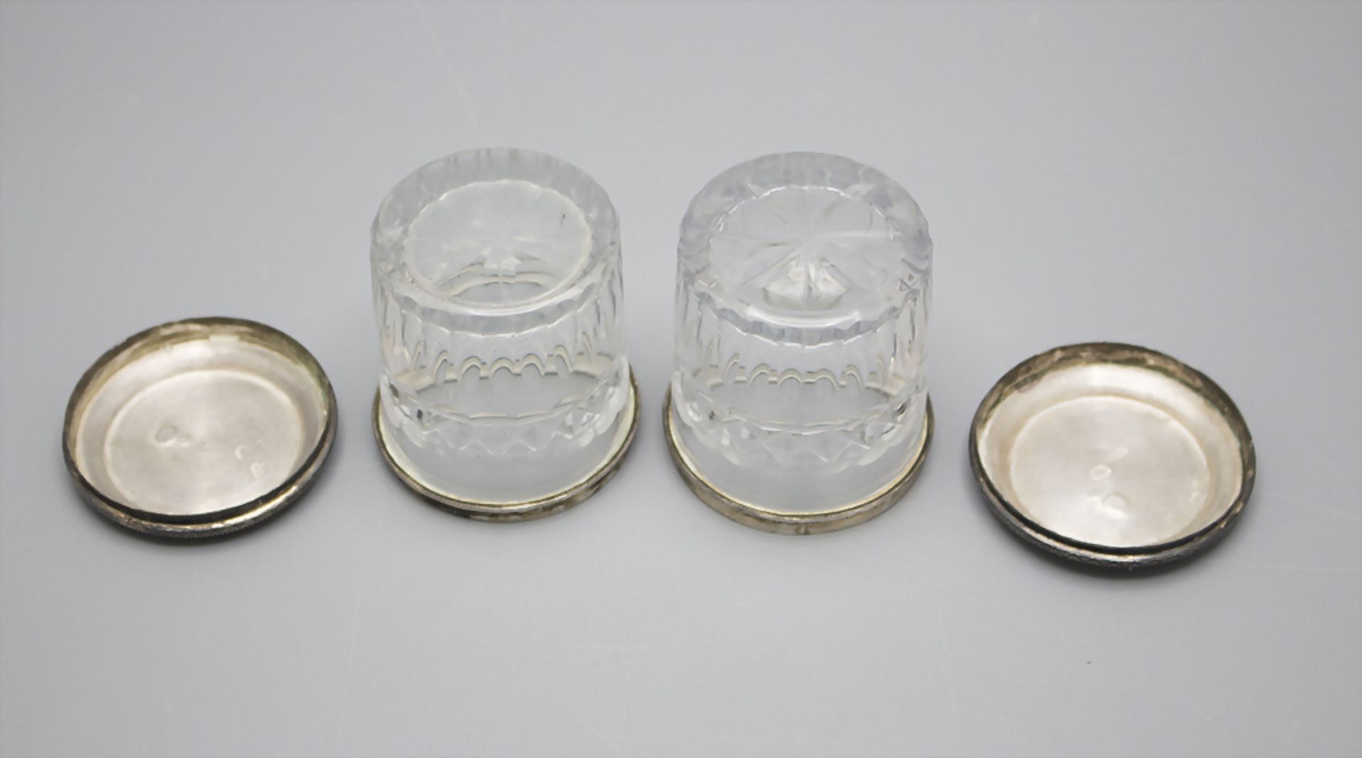 Zwei Empire Nécessaires / 2 Empire glass jars with silver lid, Pierre Leplain, Paris, 1803-1809 - Bild 3 aus 5