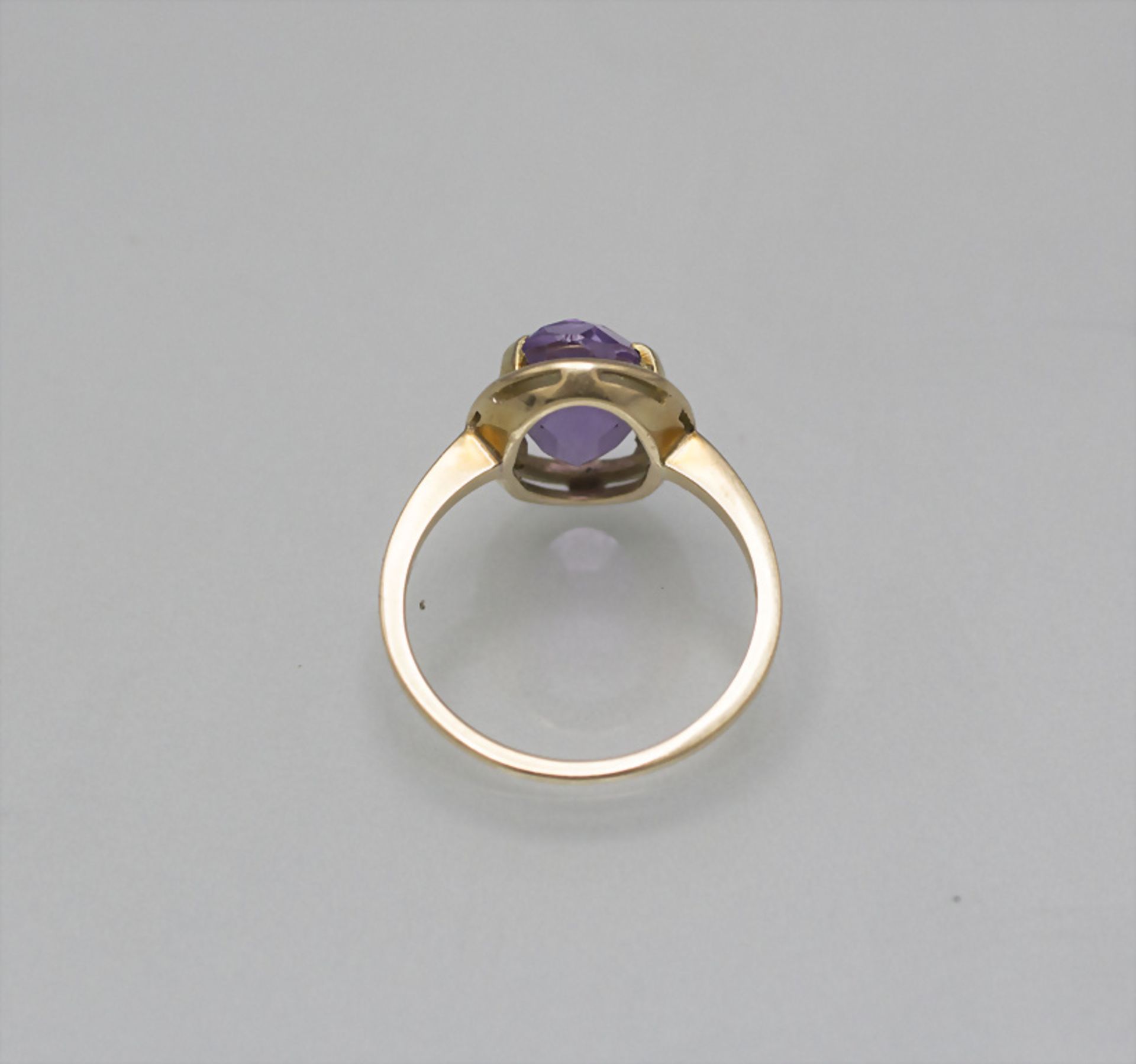 Damenring mit Amethyst / A 14 ct ladies gold ring with an amethyst - Bild 2 aus 2