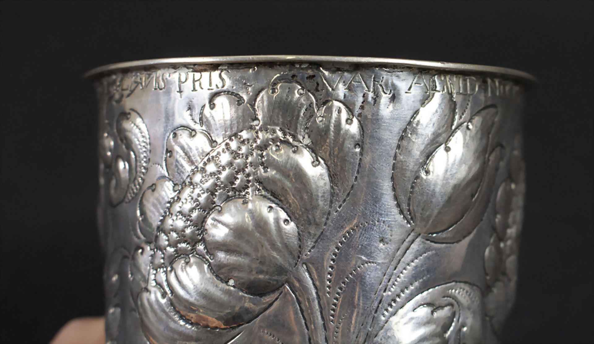 Silberbecher / A silver beaker, um 1700 - Image 8 of 10