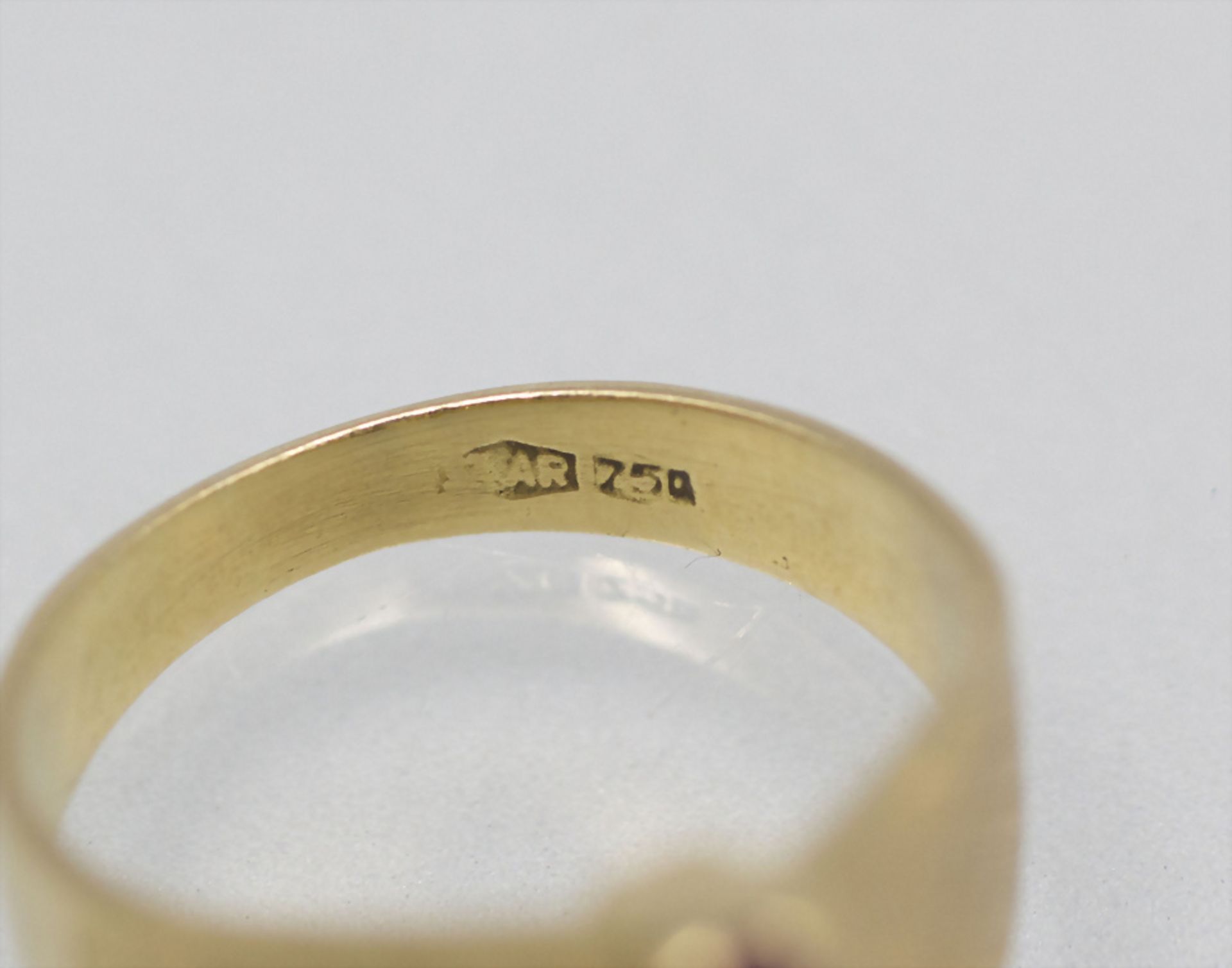 Damenring mit Rubinen / A ladies 18 ct gold ring with rubies, um 1950 - Image 3 of 4