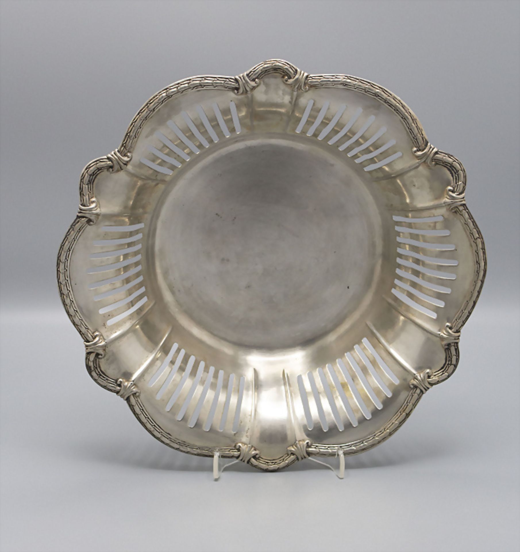 Silberschale / Korbschale / A silver basket shaped bowl, Deyhle Gebrüder, Schwäbich Gmünd, um 1880