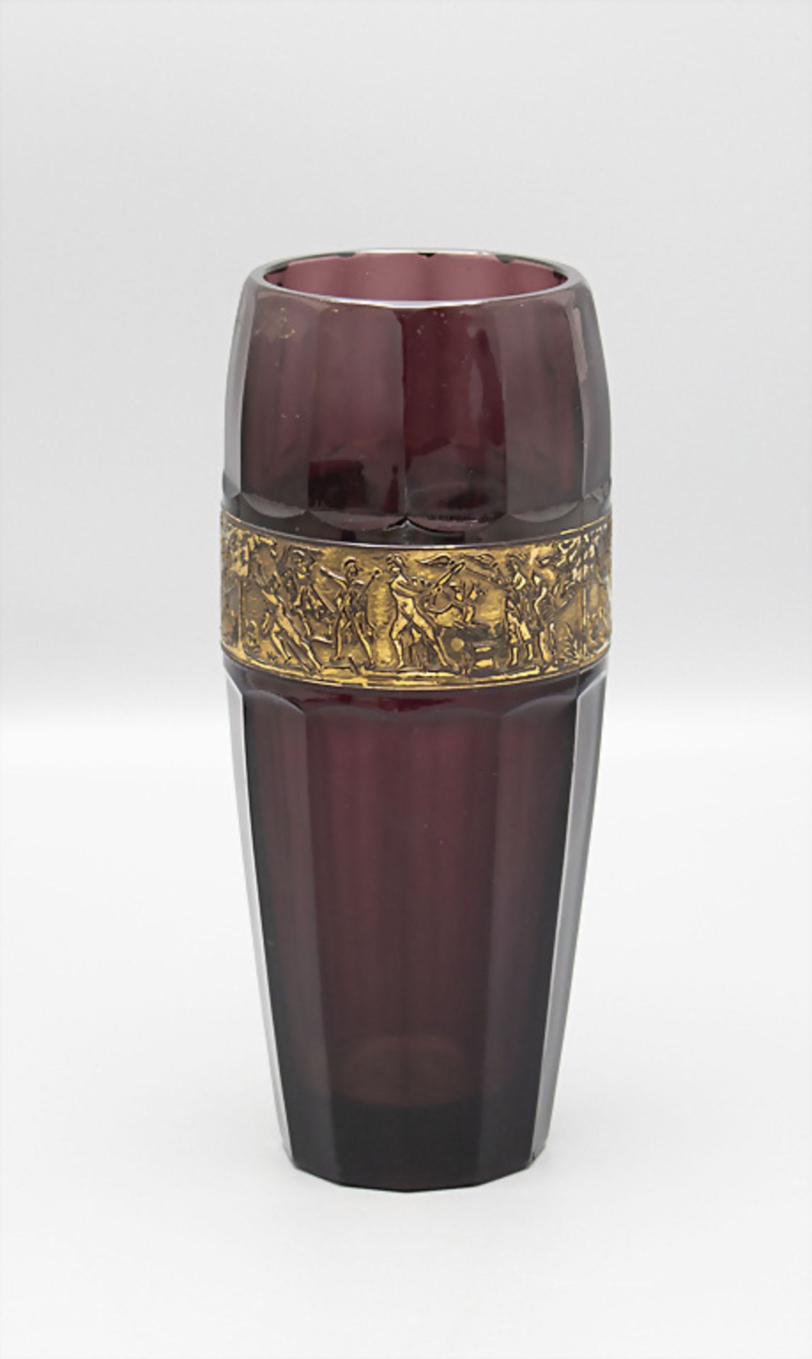 Vase mit Figurenfries, Sächsische Glasfabrik August Walther & Soehne, um 1930