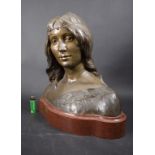 Léopold SAVINE (1861-1934), Jugendstil Büste / An Art Nouveau bronze bust of a young woman, ...