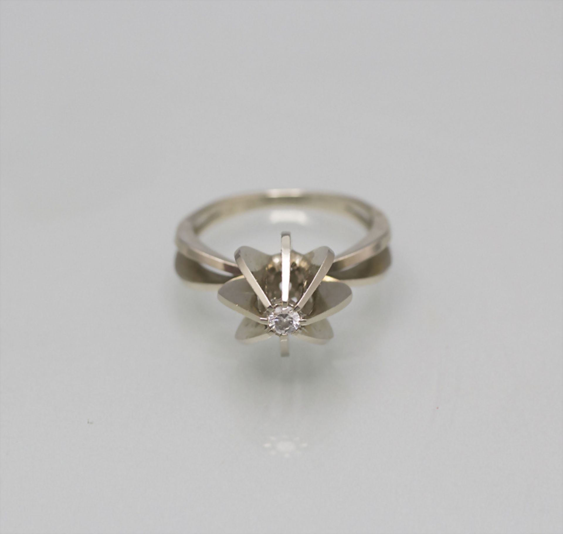 Damenring mit Brillant / A ladies 18 ct gold ring with diamond