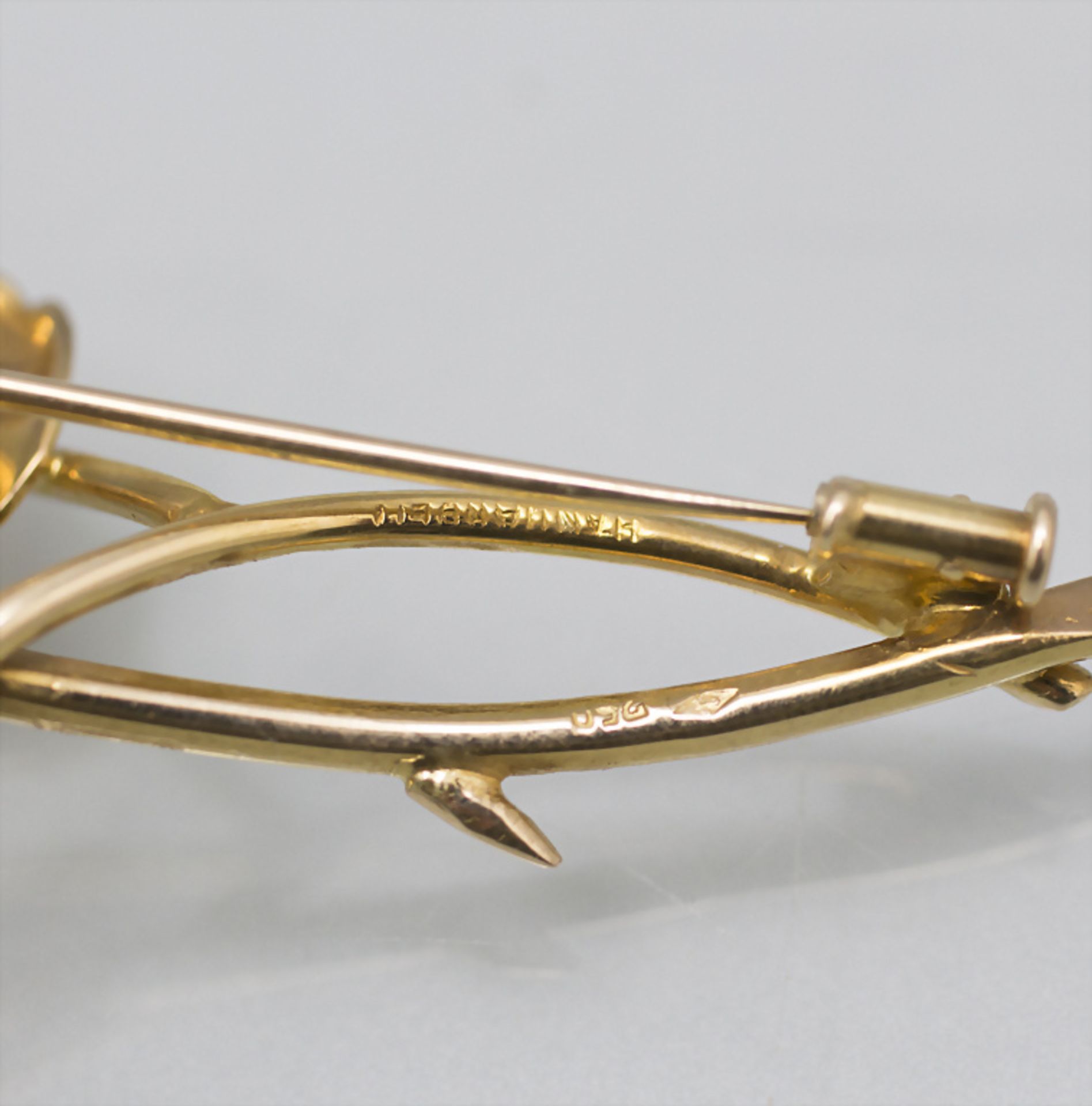 Brosche Rosenzweig / An 18 ct gold brooch, 20. Jh. - Bild 3 aus 4