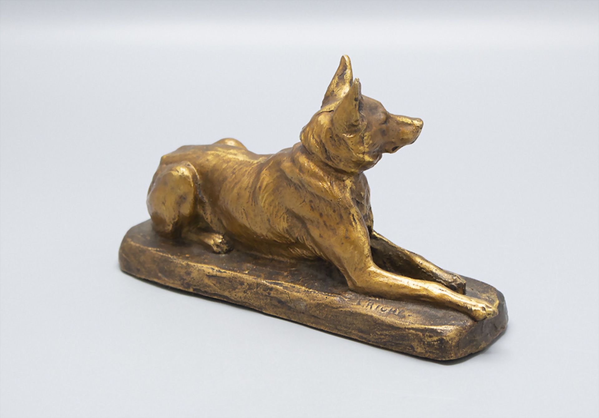 Bronze Tierskulptur 'liegender Schäferhund' / A bronze sculpture of a recumbent Alsatian, ... - Image 3 of 5