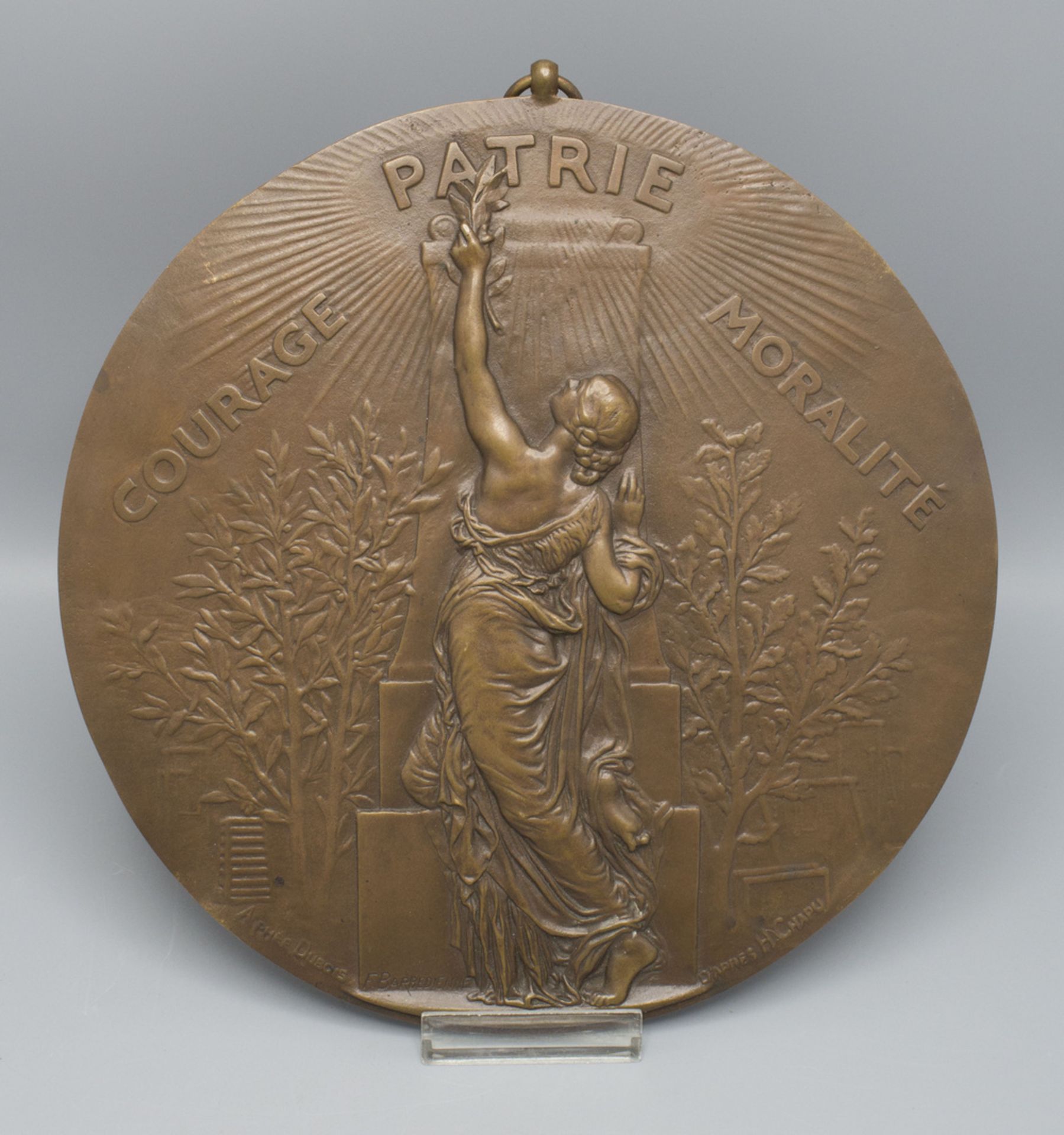 Jugendstil Bronzeplatte / An Art Nouveau bronze plate 'Patrie, Courage, Moralité', Alphée ...