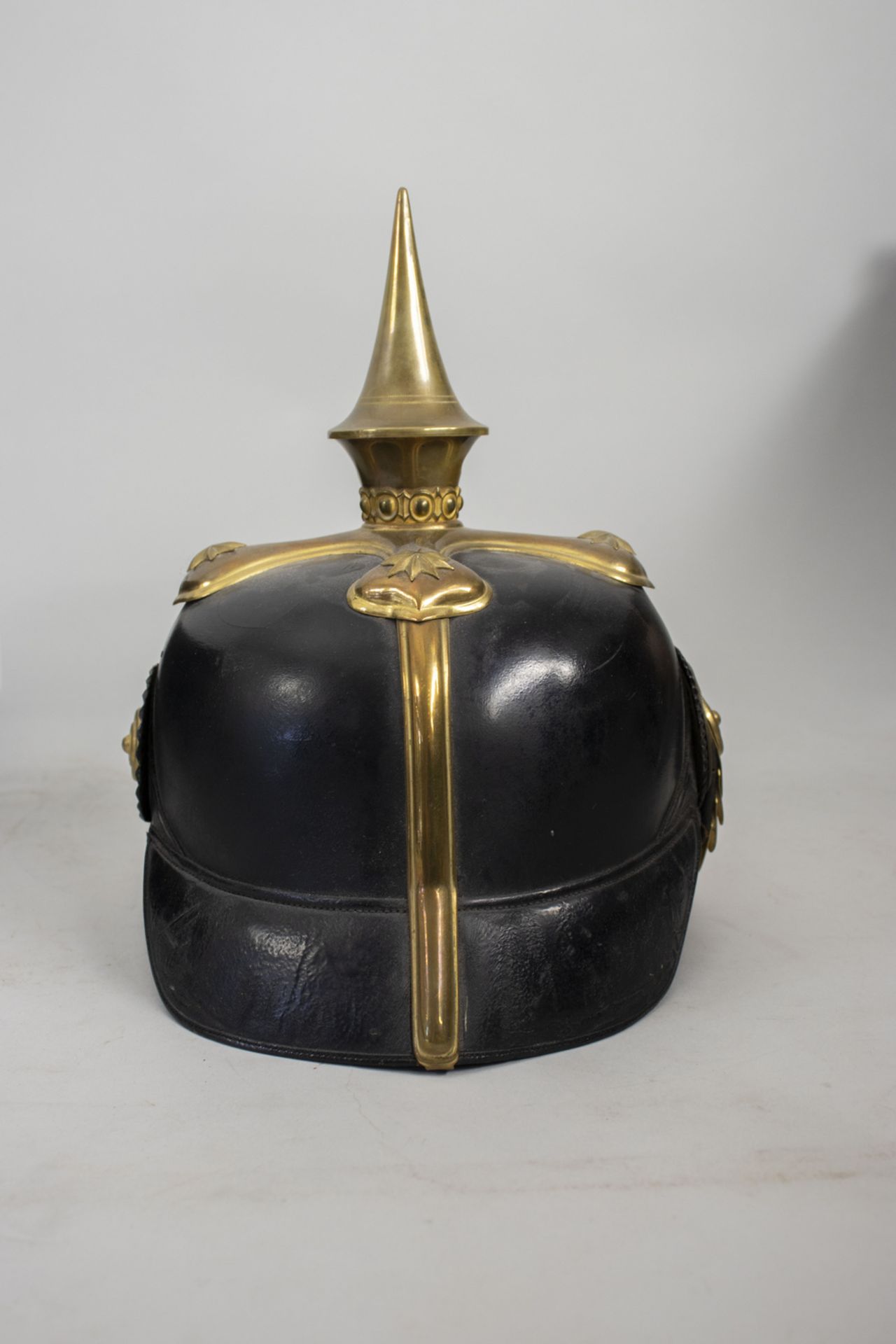 Pickelhaube mit Lederkoffer / A spiked helmet with leather box, Württemberg, um 1910 - Image 5 of 7