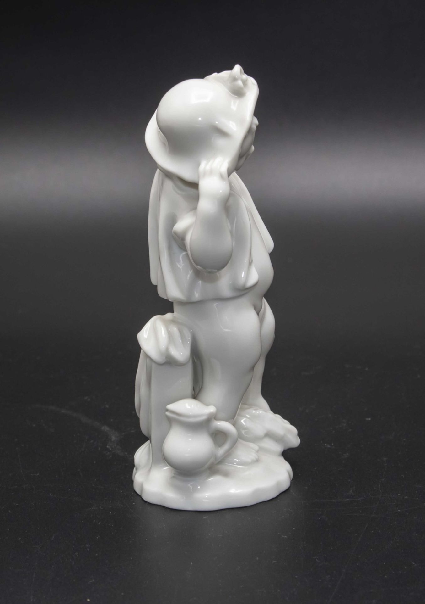 Figur 'Sommer-Putto' / A figure of a cherub depicting the Summer, Michael Powolny, Augarten, ... - Bild 4 aus 6