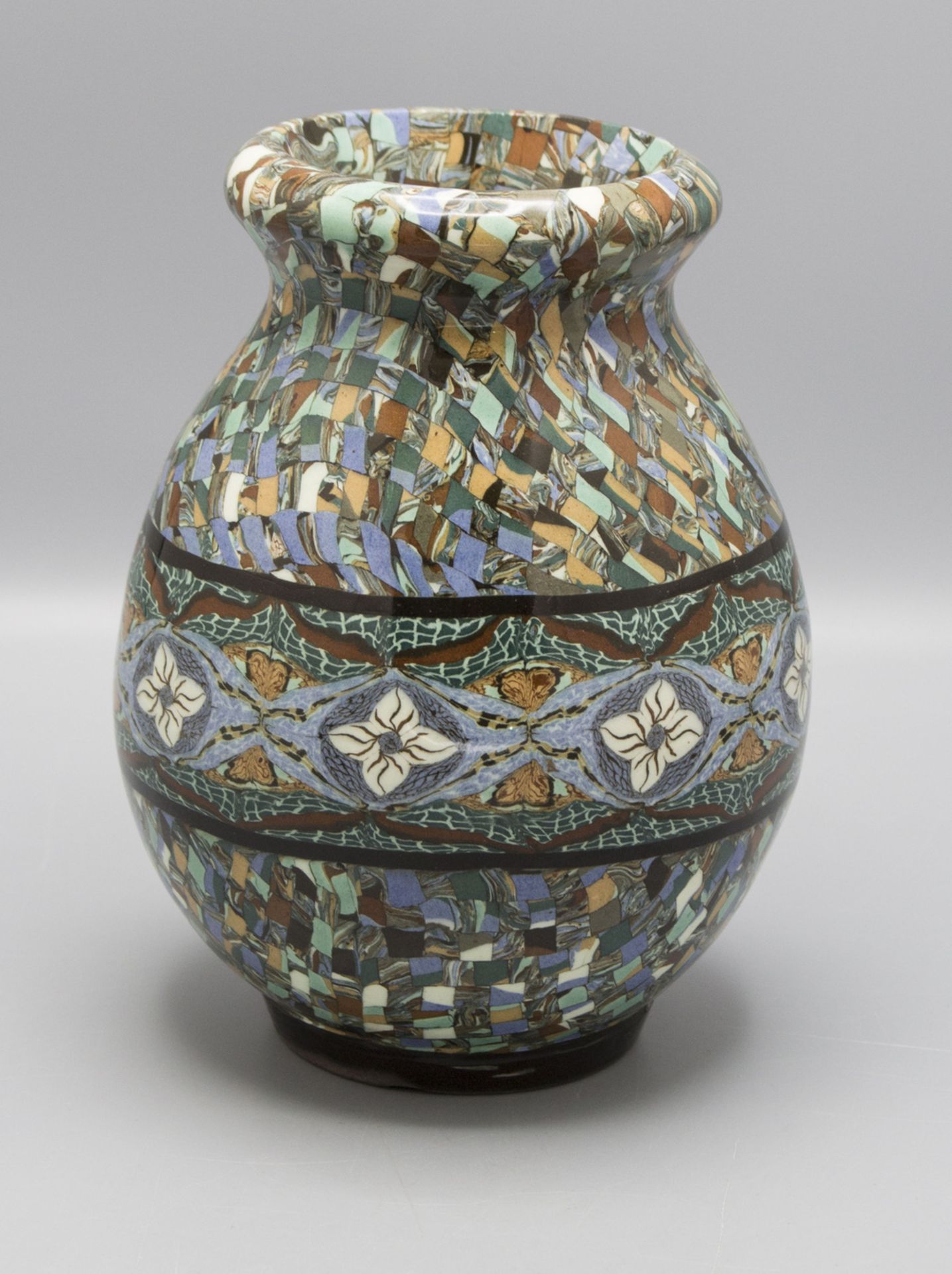 Art Déco Ziervase / An Art Deco decorative ceramic vase, Jean Gerbino, Vallauris, um 1935 - Bild 2 aus 3