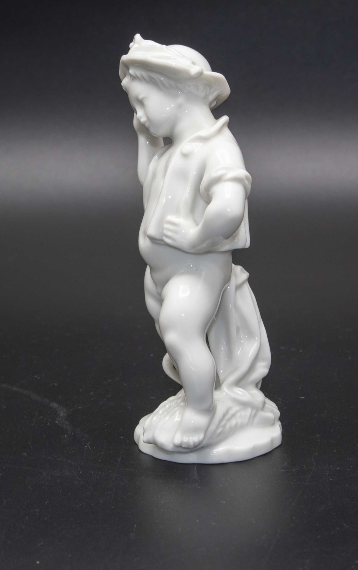 Figur 'Sommer-Putto' / A figure of a cherub depicting the Summer, Michael Powolny, Augarten, ... - Bild 2 aus 6