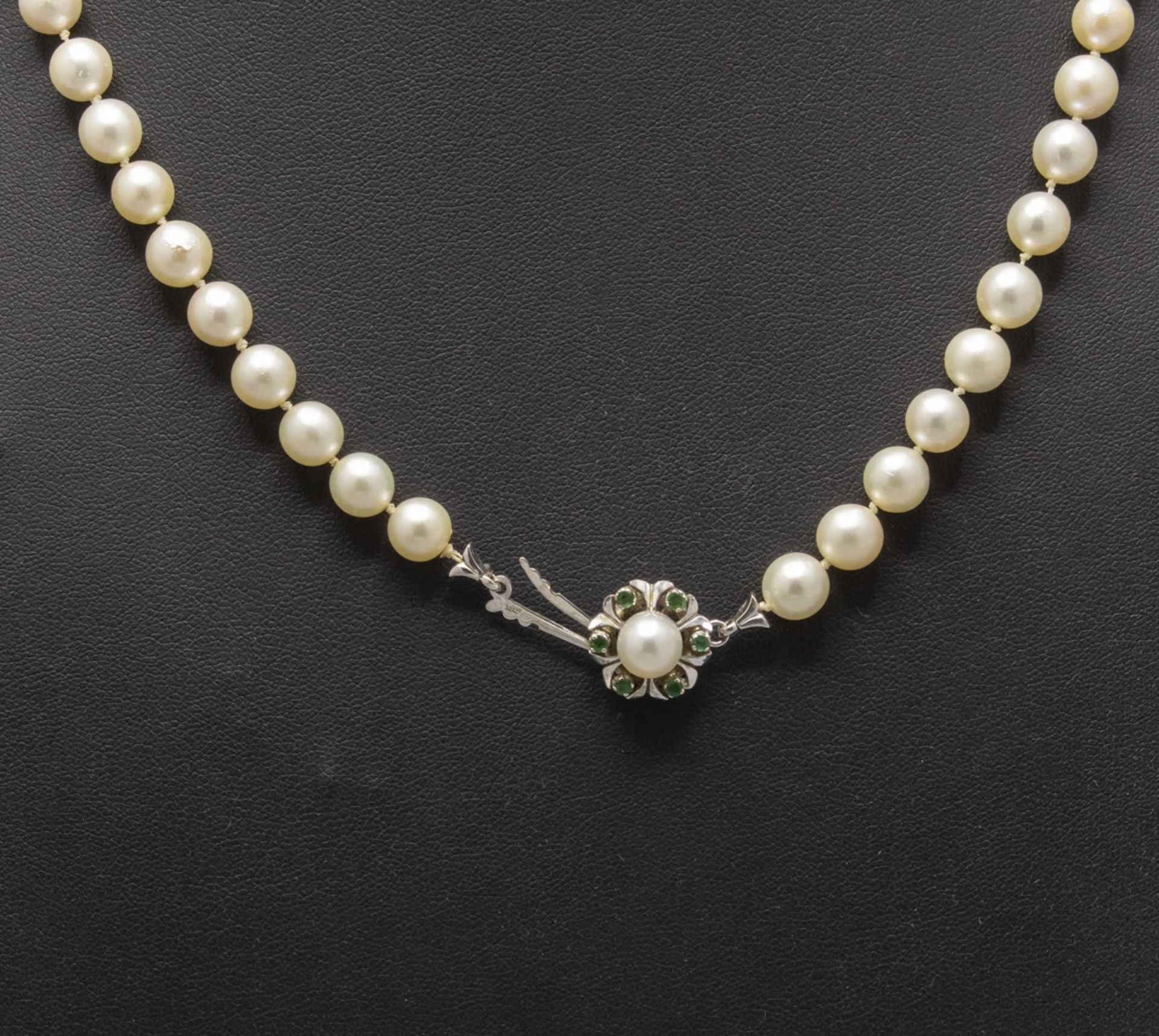 Perlenkette / A pearl necklace with 14 ct gold clasp - Image 3 of 6