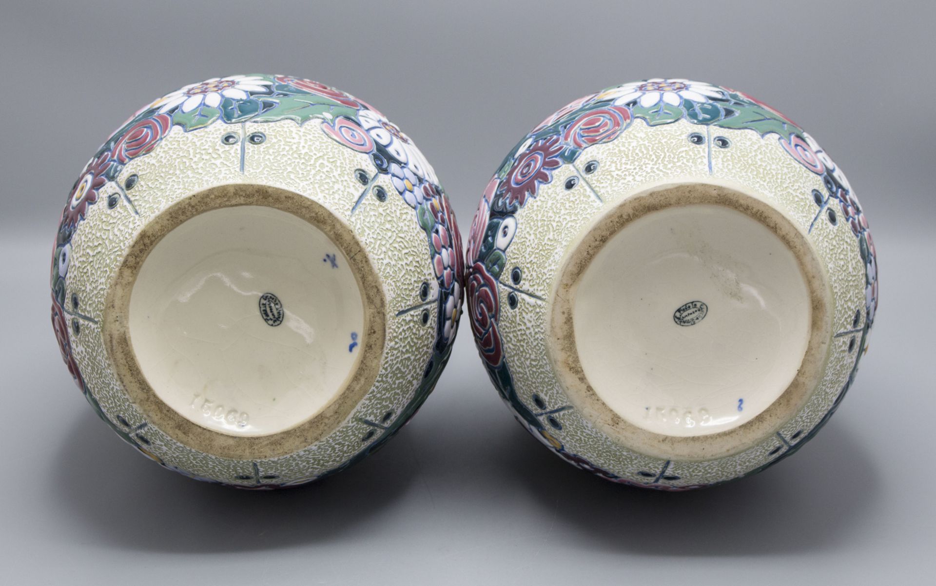 Paar große Art Déco Keramik Ziervasen / A pair of large Art Deco ceramic vases, Riessner, ... - Image 4 of 4