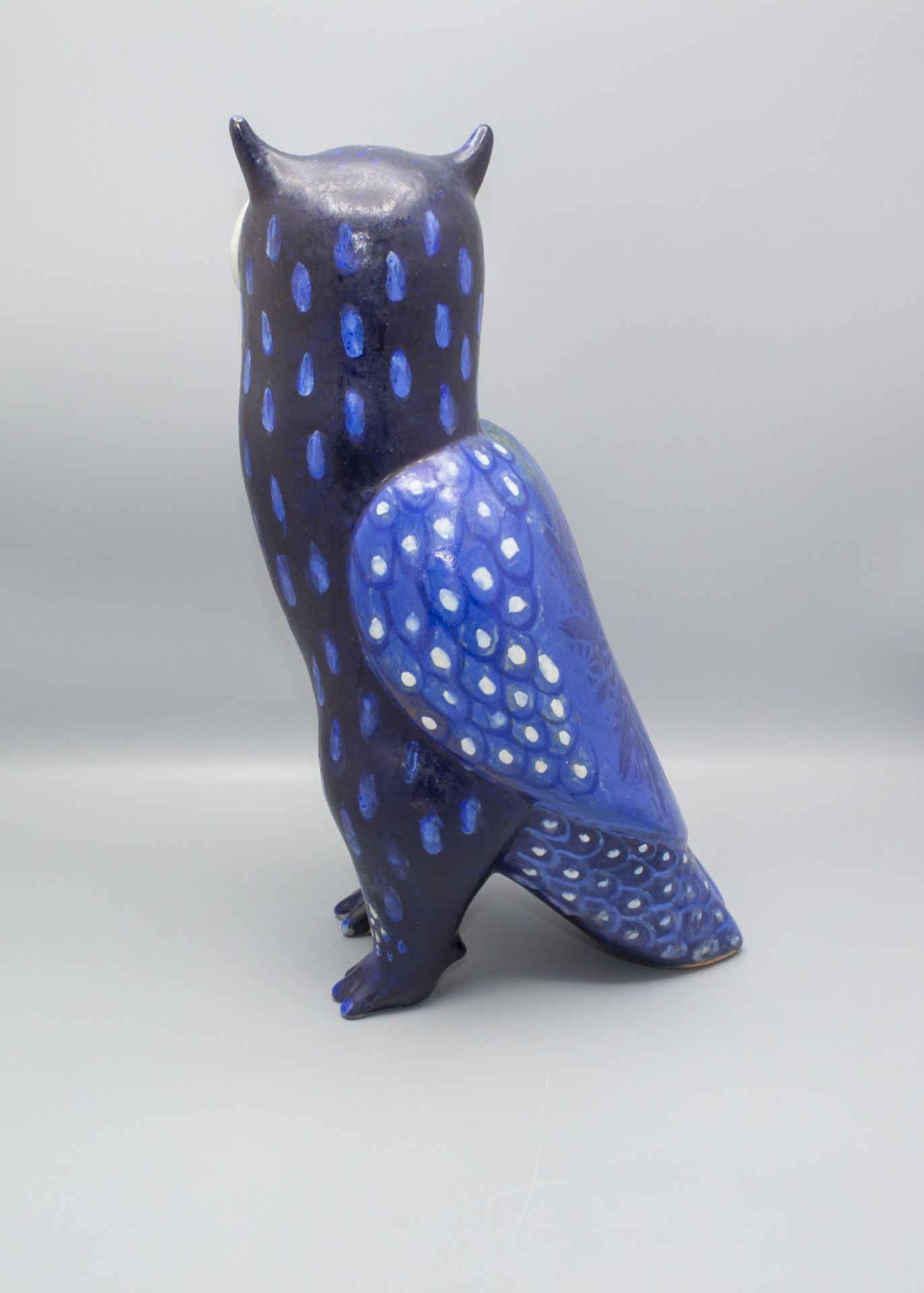 Keramik-Zierobjekt 'Eule' / A decorative ceramic object 'Owl', Karlsruher Majolika, ... - Image 3 of 5
