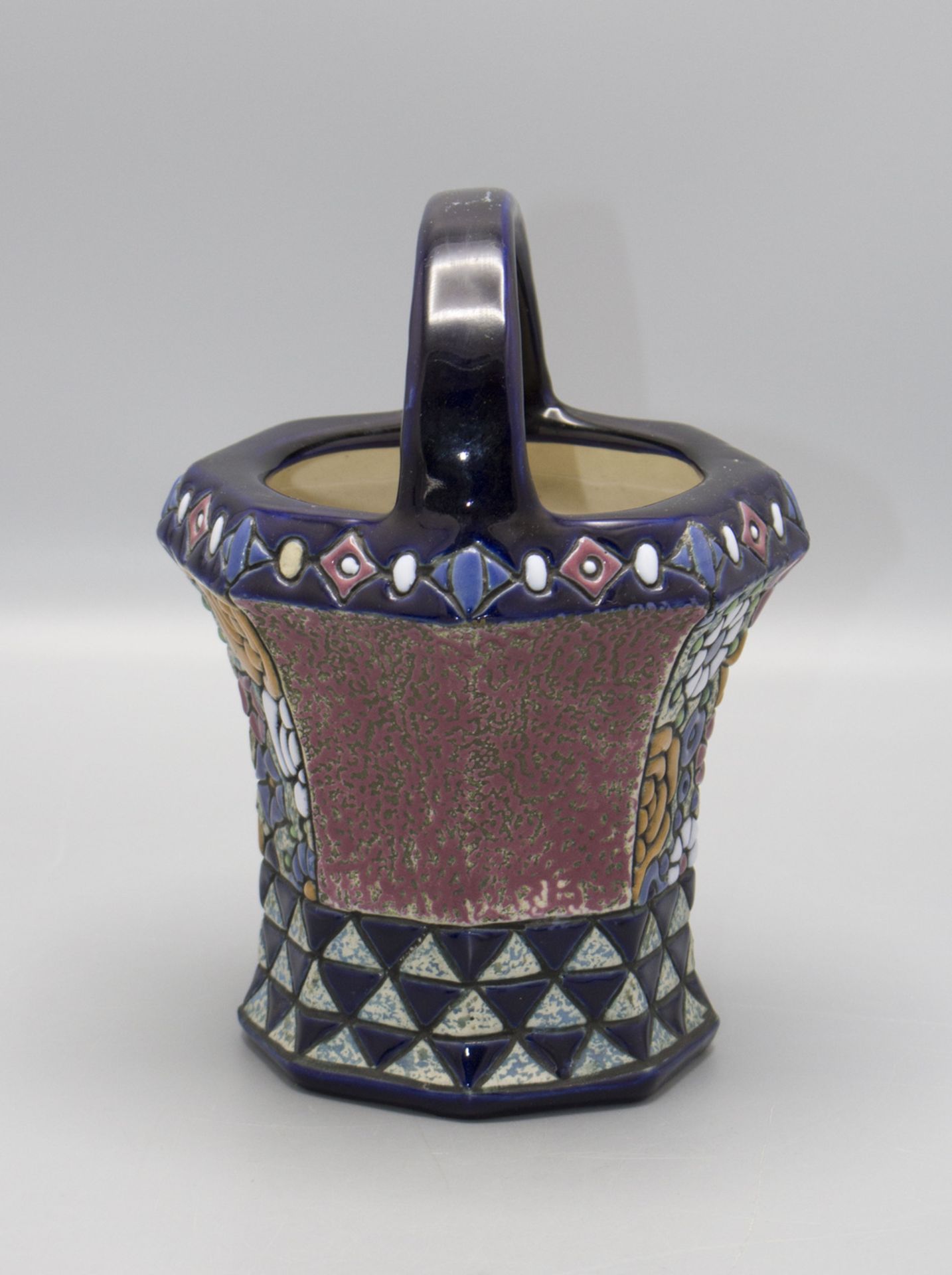 Art Déco Henkel Schale / An Art Deco decorative basket bowl, Amphora-Werke, Riessner, ... - Image 2 of 5