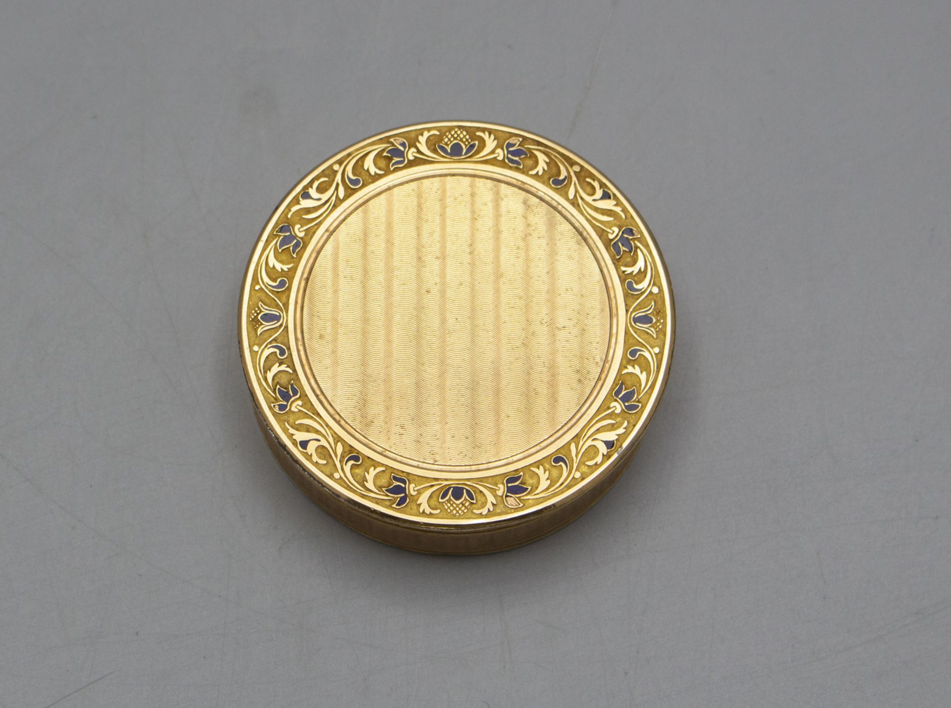 Gold Tabatiere / An 18 ct gold snuff box, Frankreich, um 1800