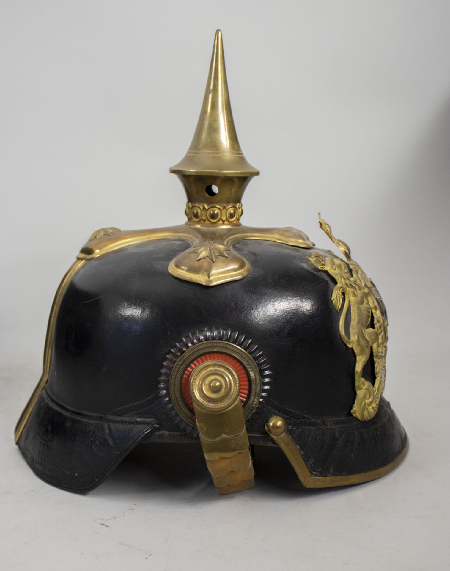 Pickelhaube mit Lederkoffer / A spiked helmet with leather box, Württemberg, um 1910 - Image 6 of 7