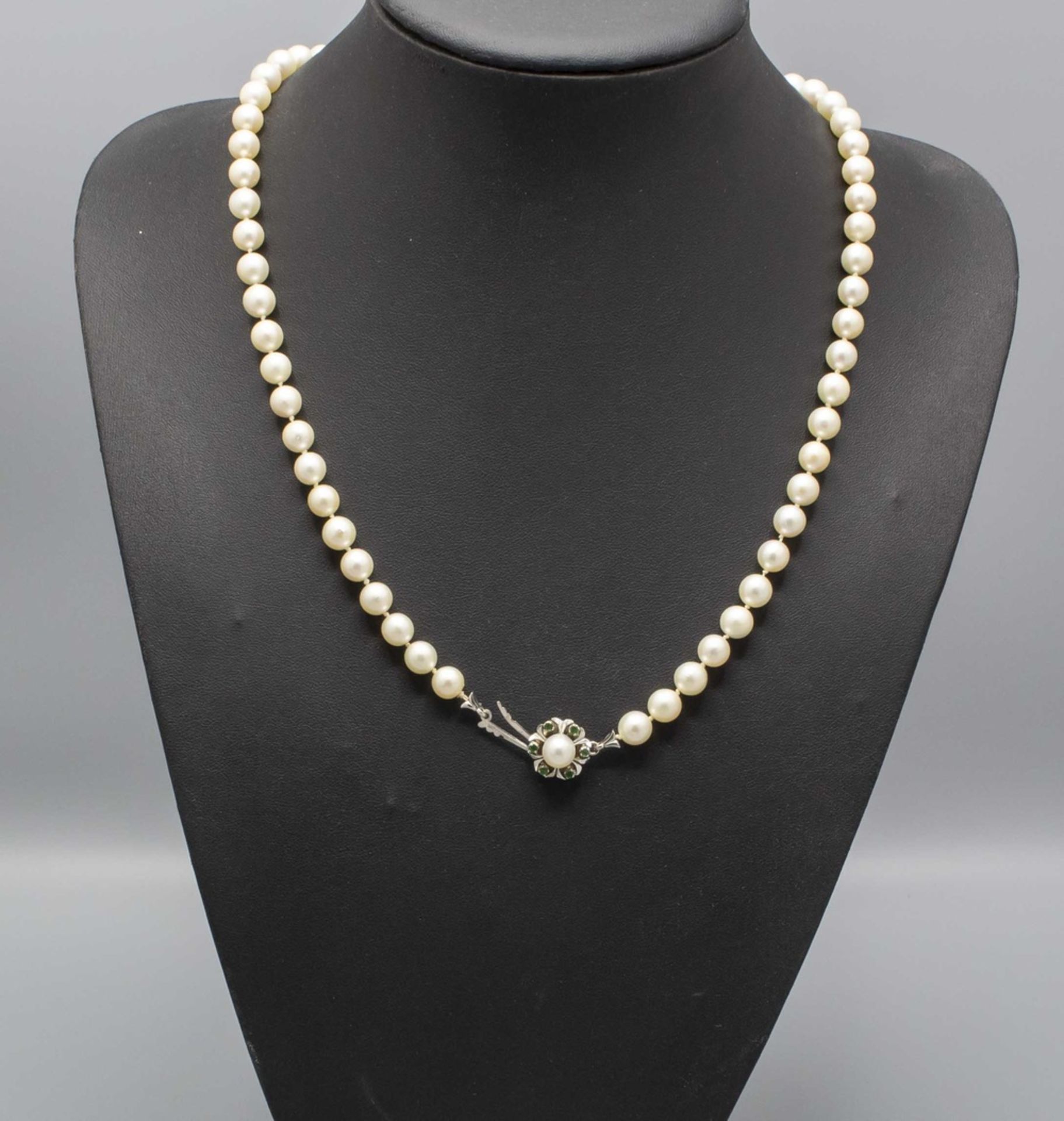 Perlenkette / A pearl necklace with 14 ct gold clasp - Image 2 of 6