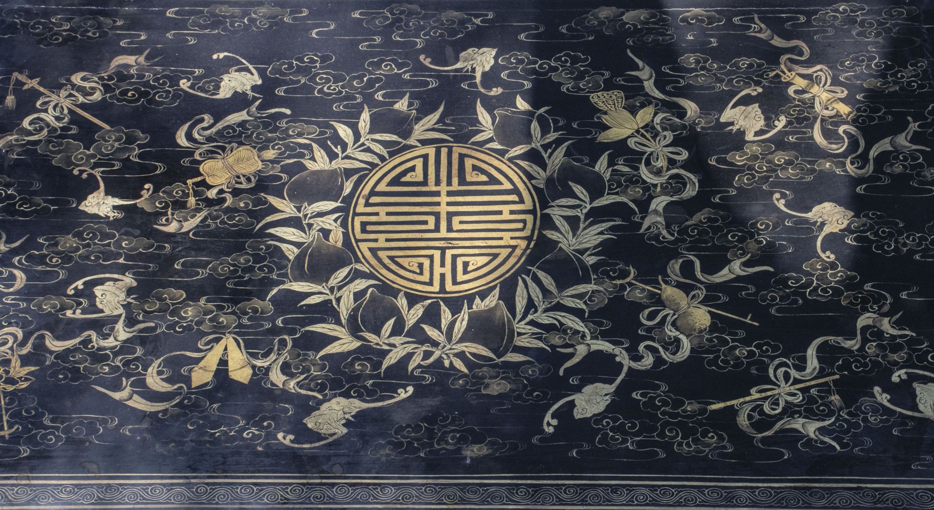 Hochzeitsschrank / A wedding cabinet, China, um 1870 - Bild 4 aus 8
