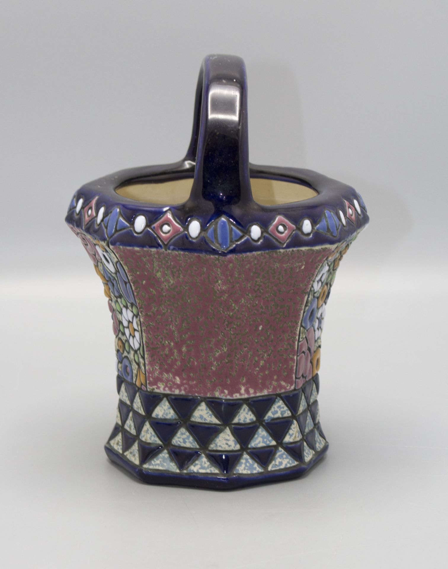 Art Déco Henkel Schale / An Art Deco decorative basket bowl, Amphora-Werke, Riessner, ... - Image 4 of 5
