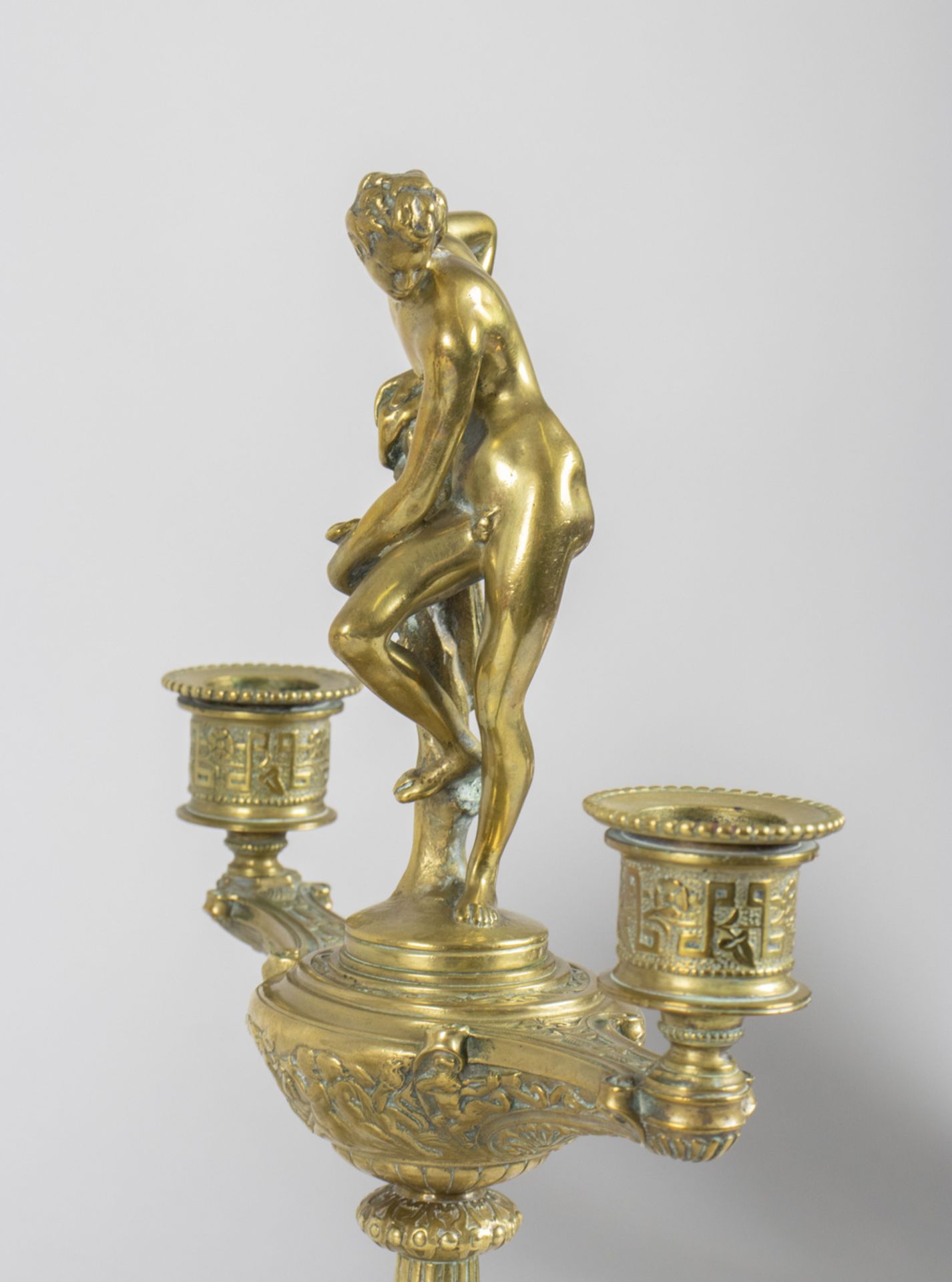 Paar Klassizismus Leuchter / A classicism pair of candle holders, wohl Barbedienne, Paris, 19. Jh. - Image 4 of 8