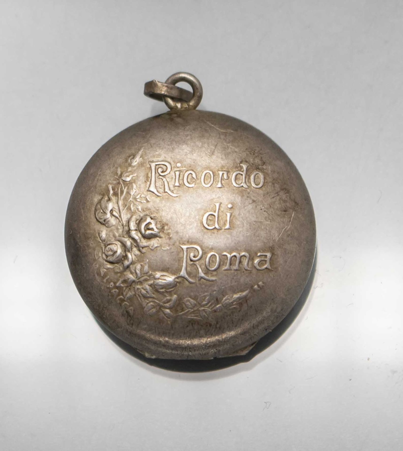 Jugendstil Döschen/Anhänger mit Ring 'Pius XI' / A silver Art Nouveau box/pendant with a small ... - Image 2 of 4