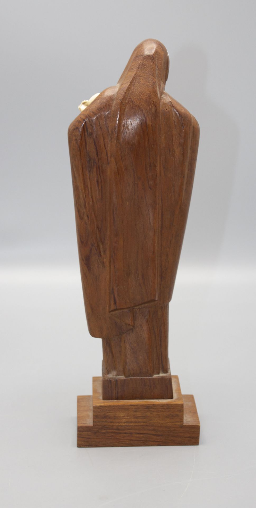 Lucienne Antoinette Heuvelmans (1885-1944), Art Déco Figur 'Madonna mit Kind' / A wooden ... - Image 4 of 7