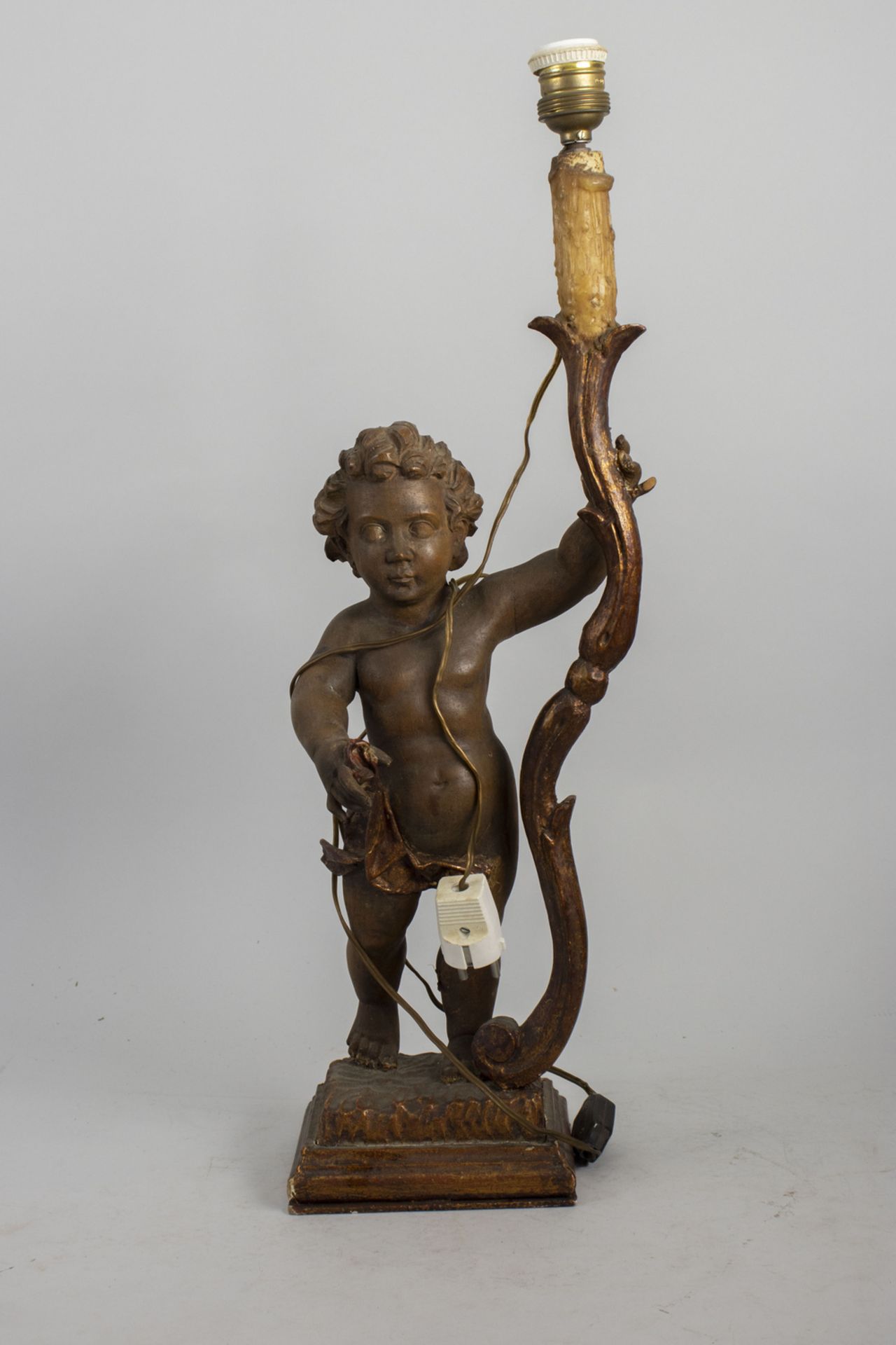 Figurenlampe 'Putto' / A figural lamp 'Cherub'