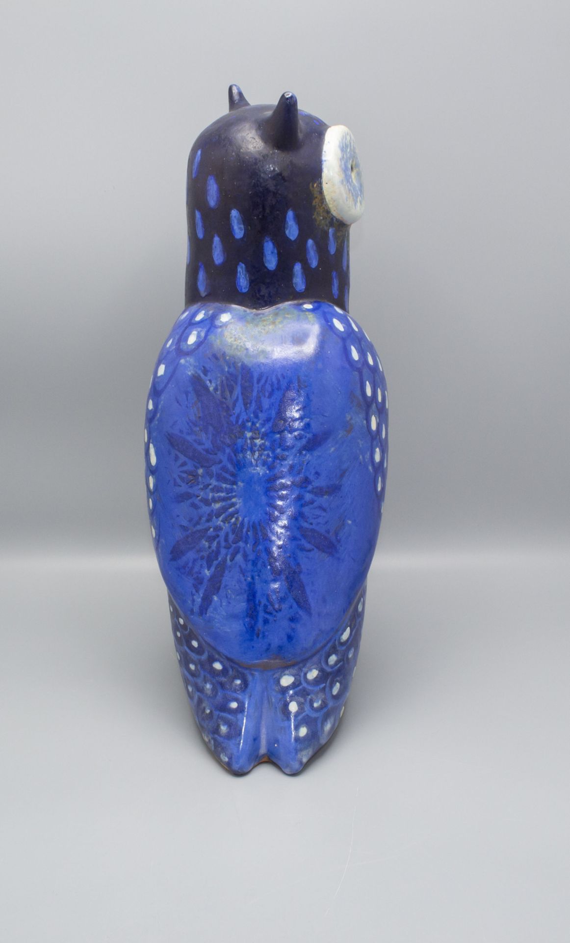 Keramik-Zierobjekt 'Eule' / A decorative ceramic object 'Owl', Karlsruher Majolika, ... - Image 4 of 5