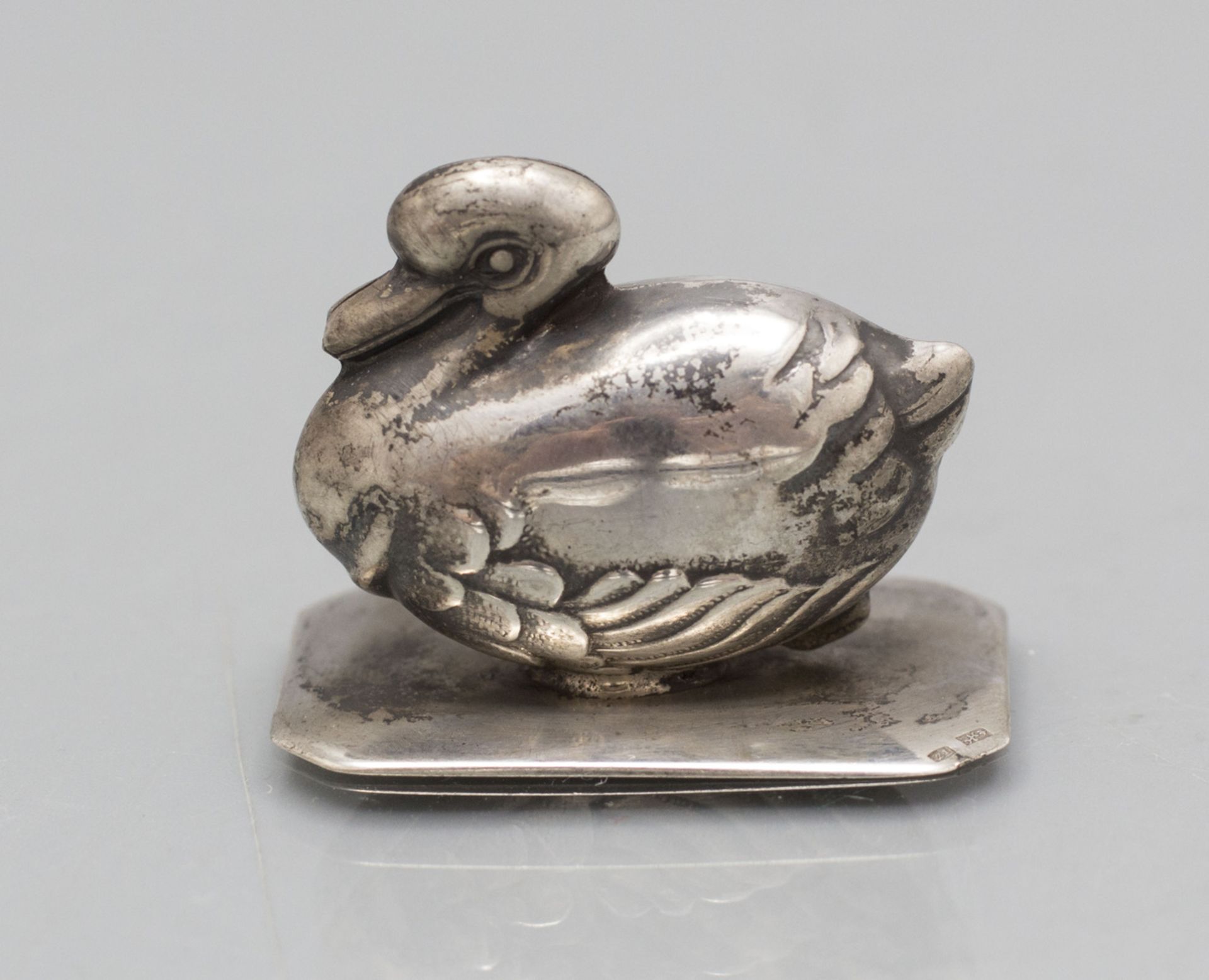 Miniatur Ente / A miniature Sterling silver duck, 2. Hälfte 20. Jh.