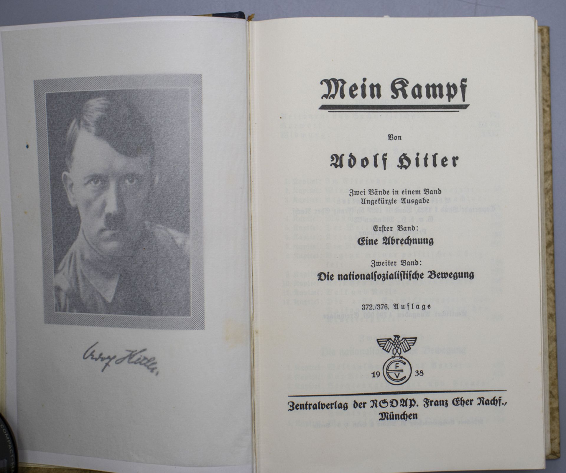 Adolf Hitler: 'Mein Kampf', 3. Reich - Bild 2 aus 5