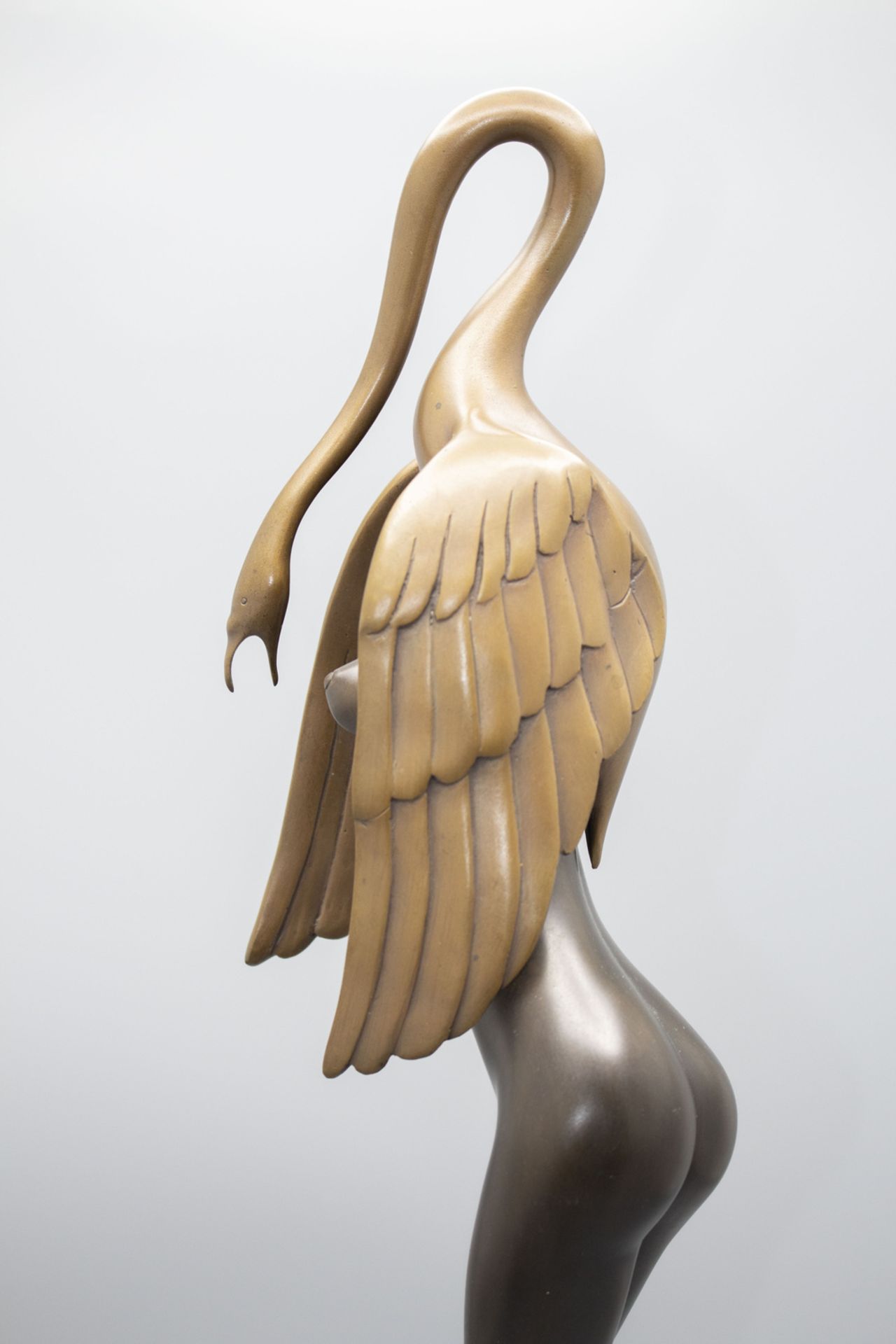 Bruno BRUNI (*1935), Bronze Skulptur 'Leda mit dem Schwan / A bronze sculpture 'Leda with the swan' - Image 6 of 10