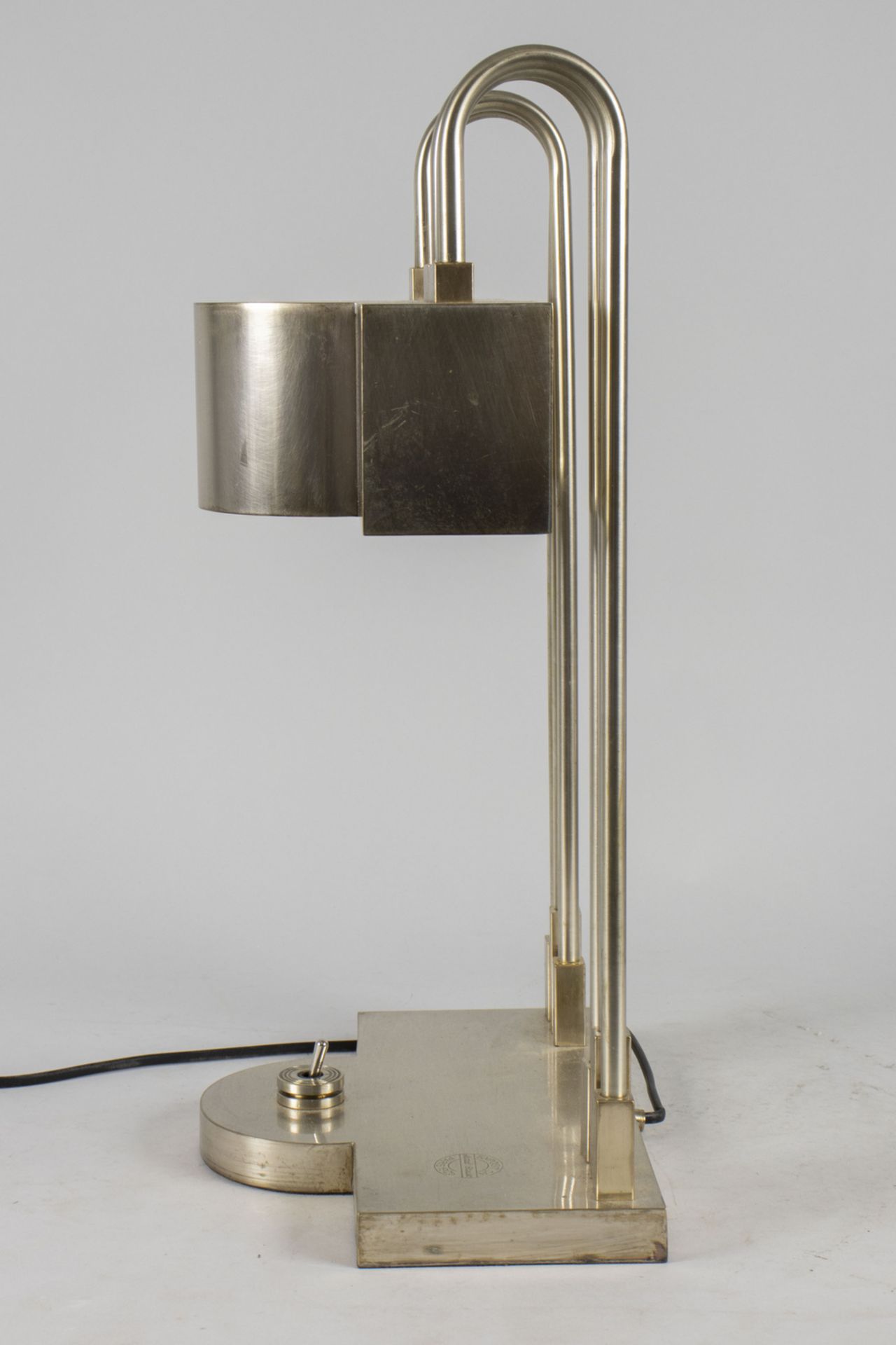 Bauhaus-Design Tischlampe / A Bauhaus design desk lamp, Entwurf um 1925 - Bild 2 aus 7