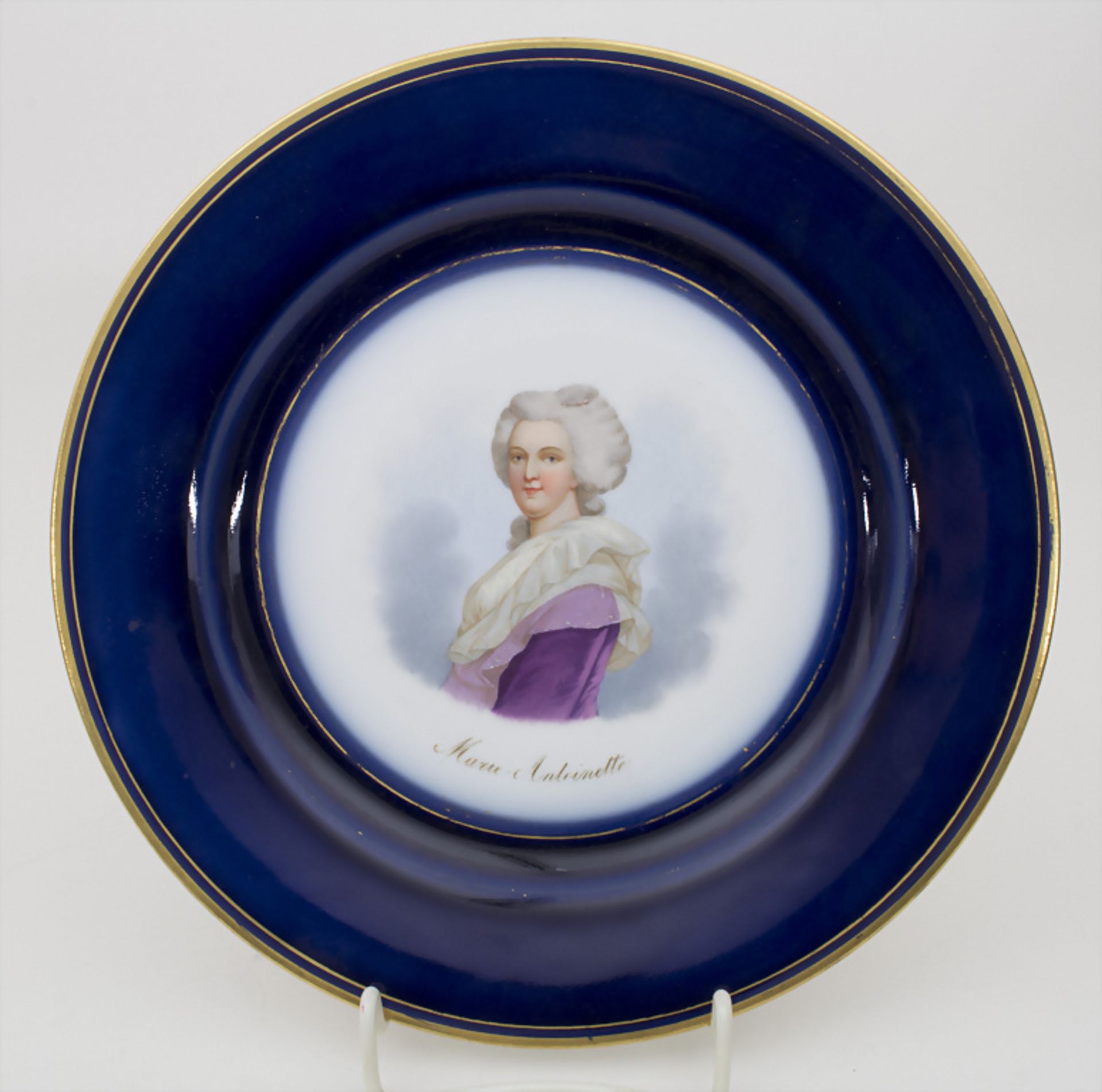 5 Teller mit Damenportraits / A set of 5 plates with ladies portaits, Sèvres, 1860-1861 - Bild 11 aus 17