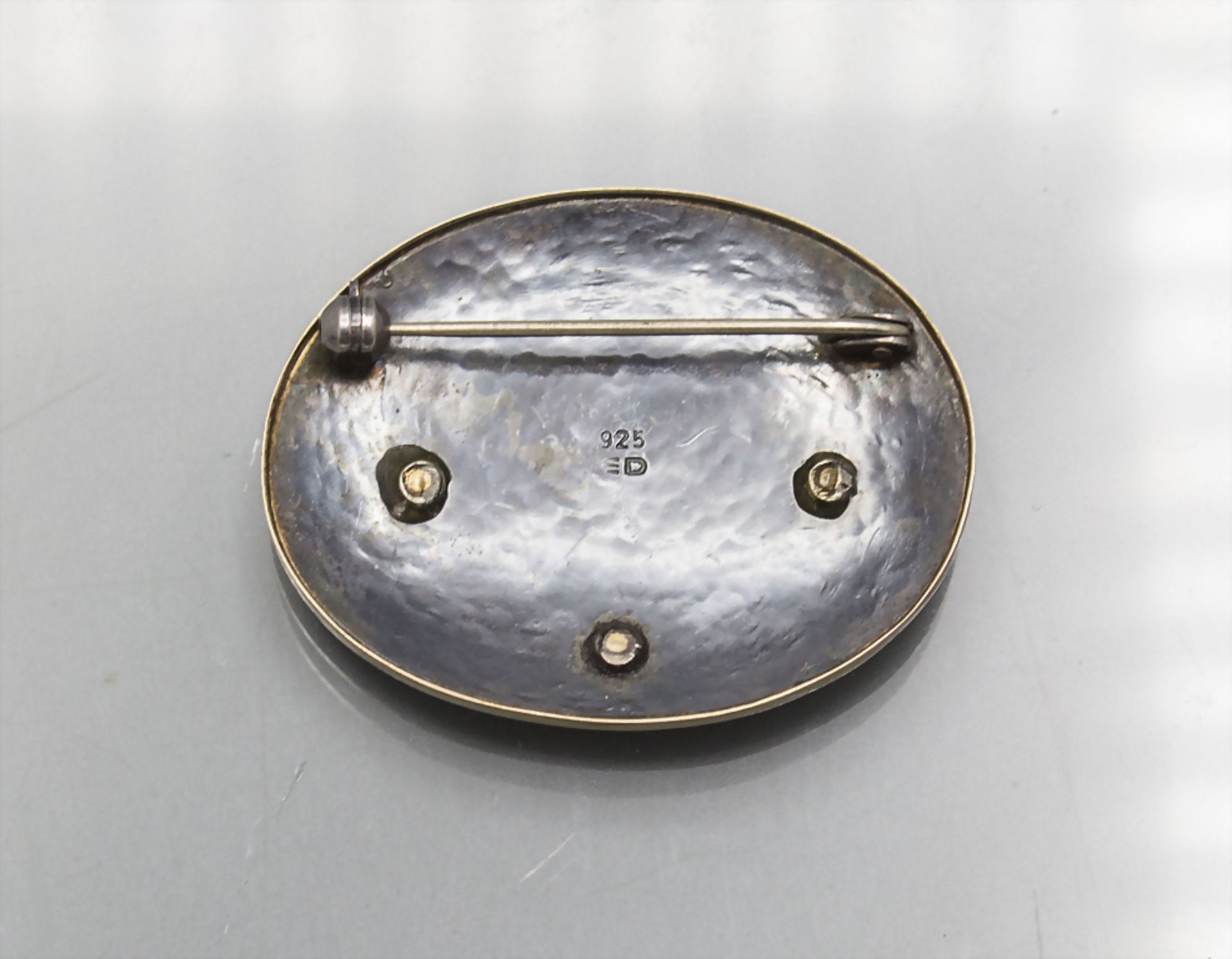 Silber/Gold Brosche / A silver and 19 ct gold brooch, Eberhard Dechow, Neustadt, um 2005 - Image 2 of 2