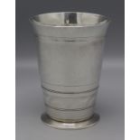 Art Déco Silbervase / Vase en argent massif martelé / A silver vase, Georges René Lecomte, ...